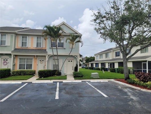 78 SIMONTON CIR, WESTON, FL 33326 - Image c61277219cbf91c4d8030346e1bfbb8a/870656731