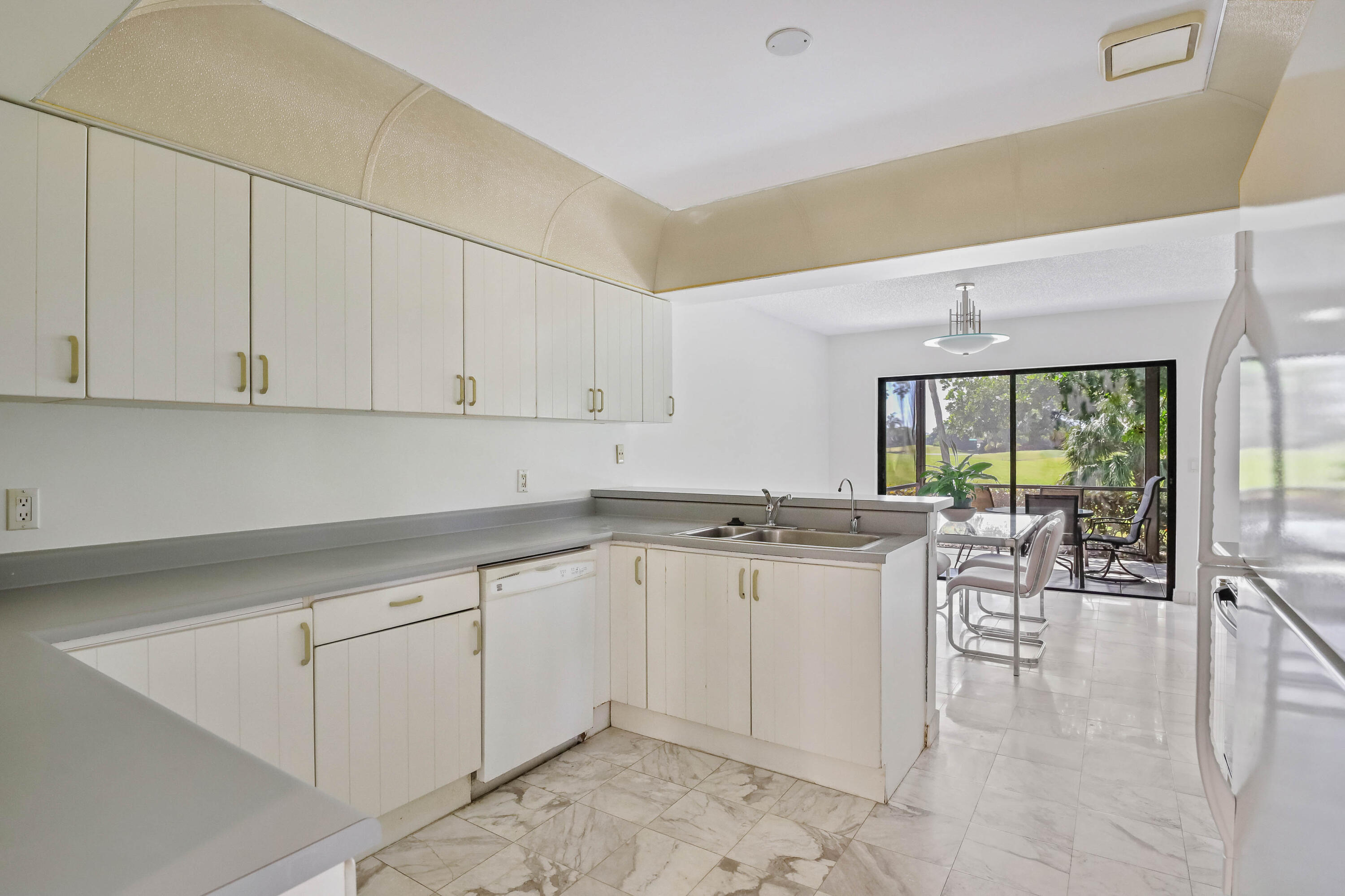 FOUNTAINS SOUTH TR-B-3-2 - Residential