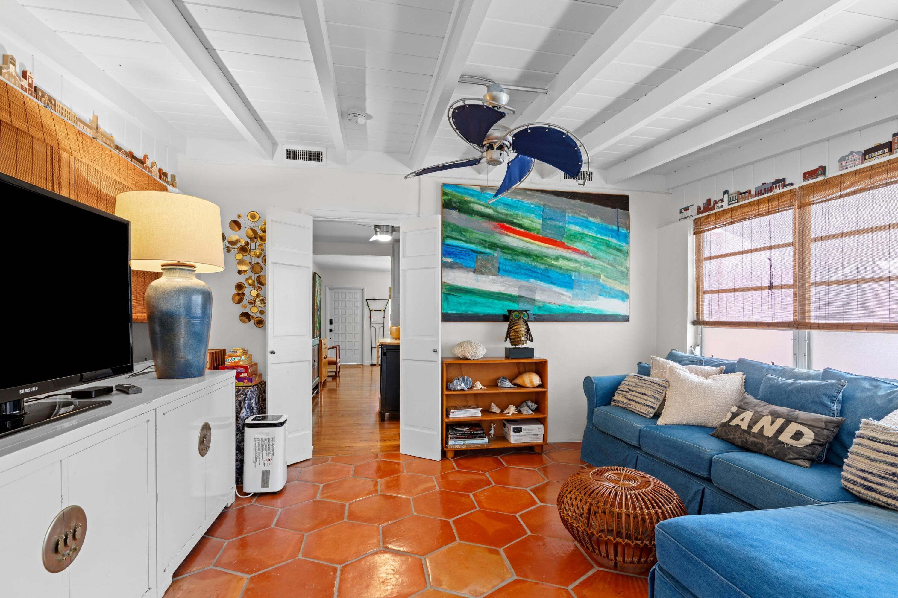 GALE LAKE WORTH 1 REAMNDED - Residential