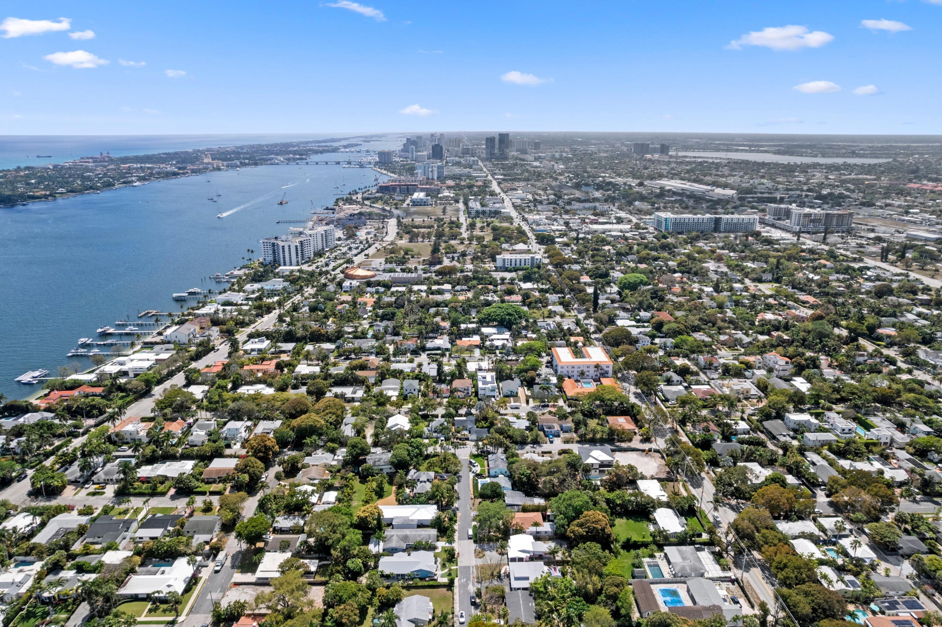 GALE LAKE WORTH 1 REAMNDED - Residential