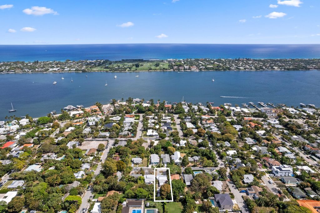 Photo of 3221 Liddy Avenue, West Palm Beach, FL 33407 (MLS # B26004264)