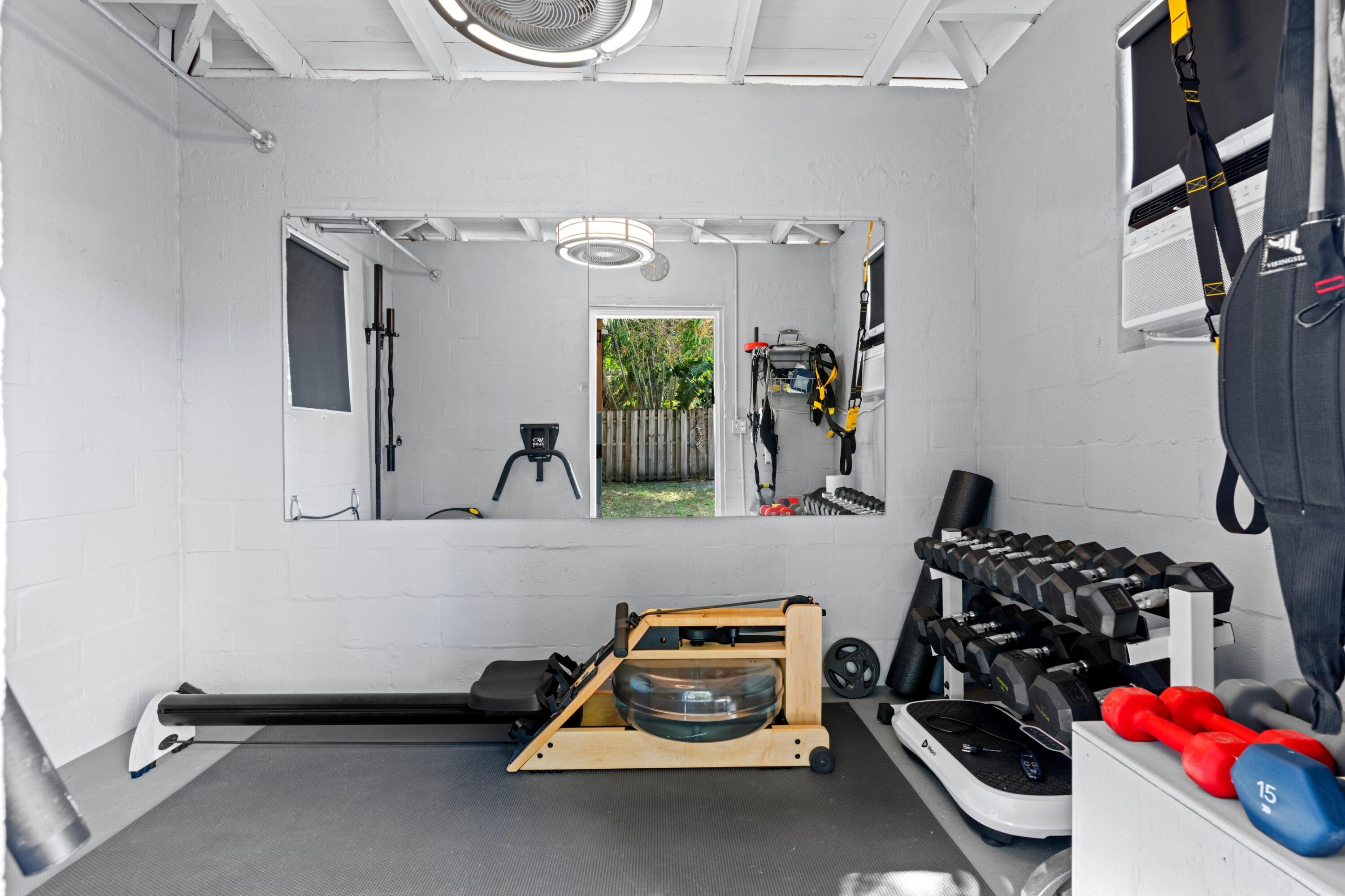 GALE LAKE WORTH 1 REAMNDED - Residential