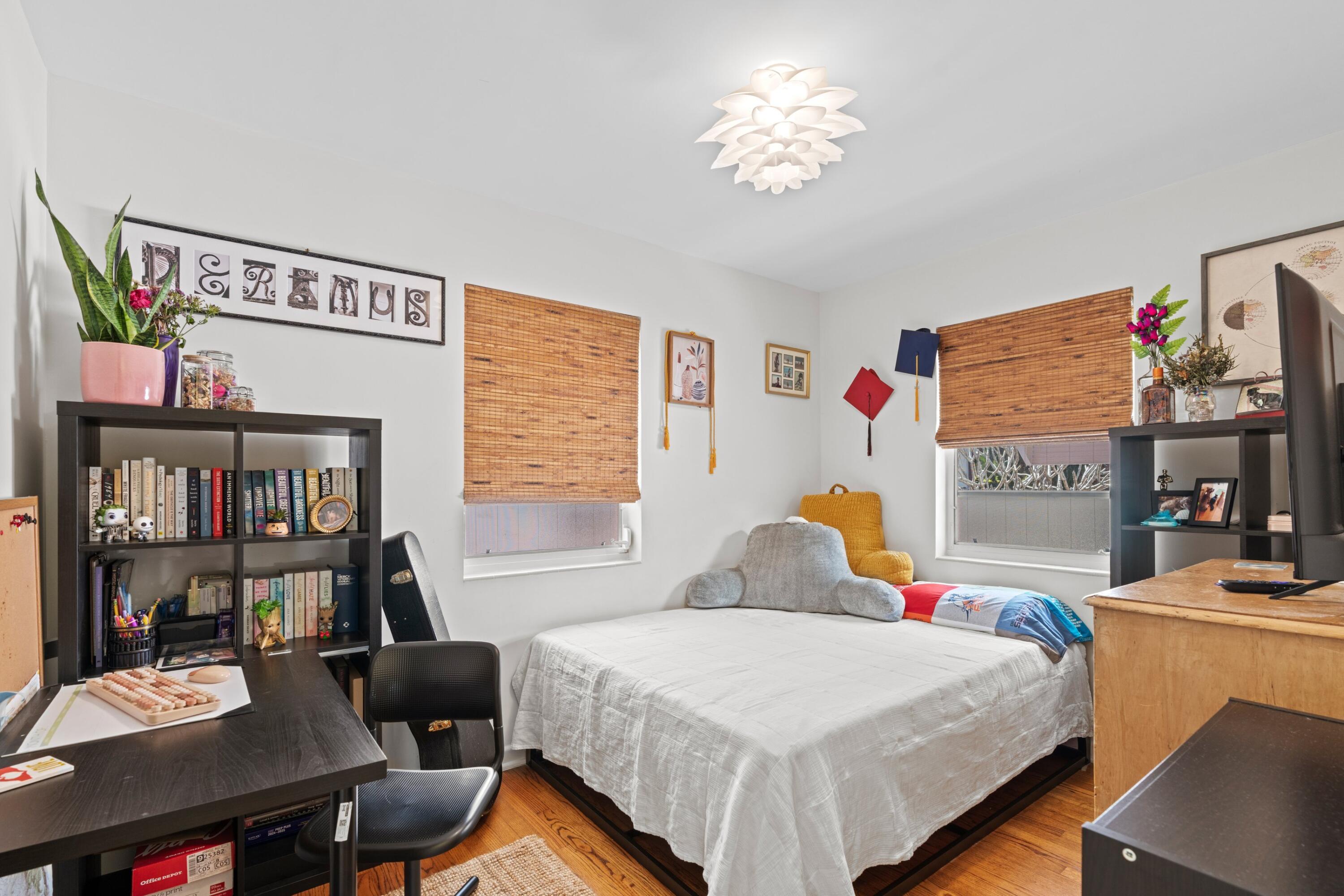 GALE LAKE WORTH 1 REAMNDED - Residential