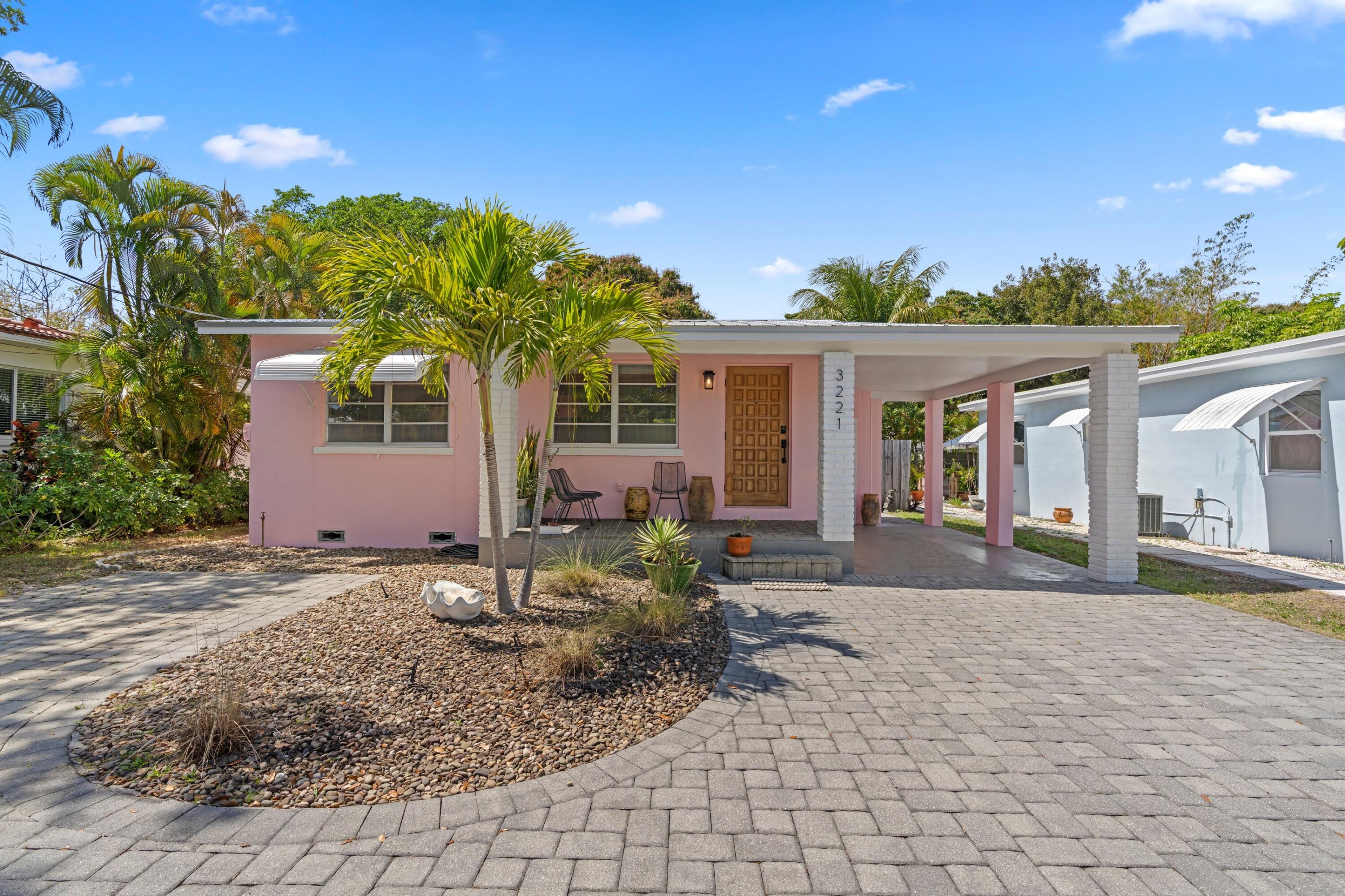 GALE LAKE WORTH 1 REAMNDED - Residential