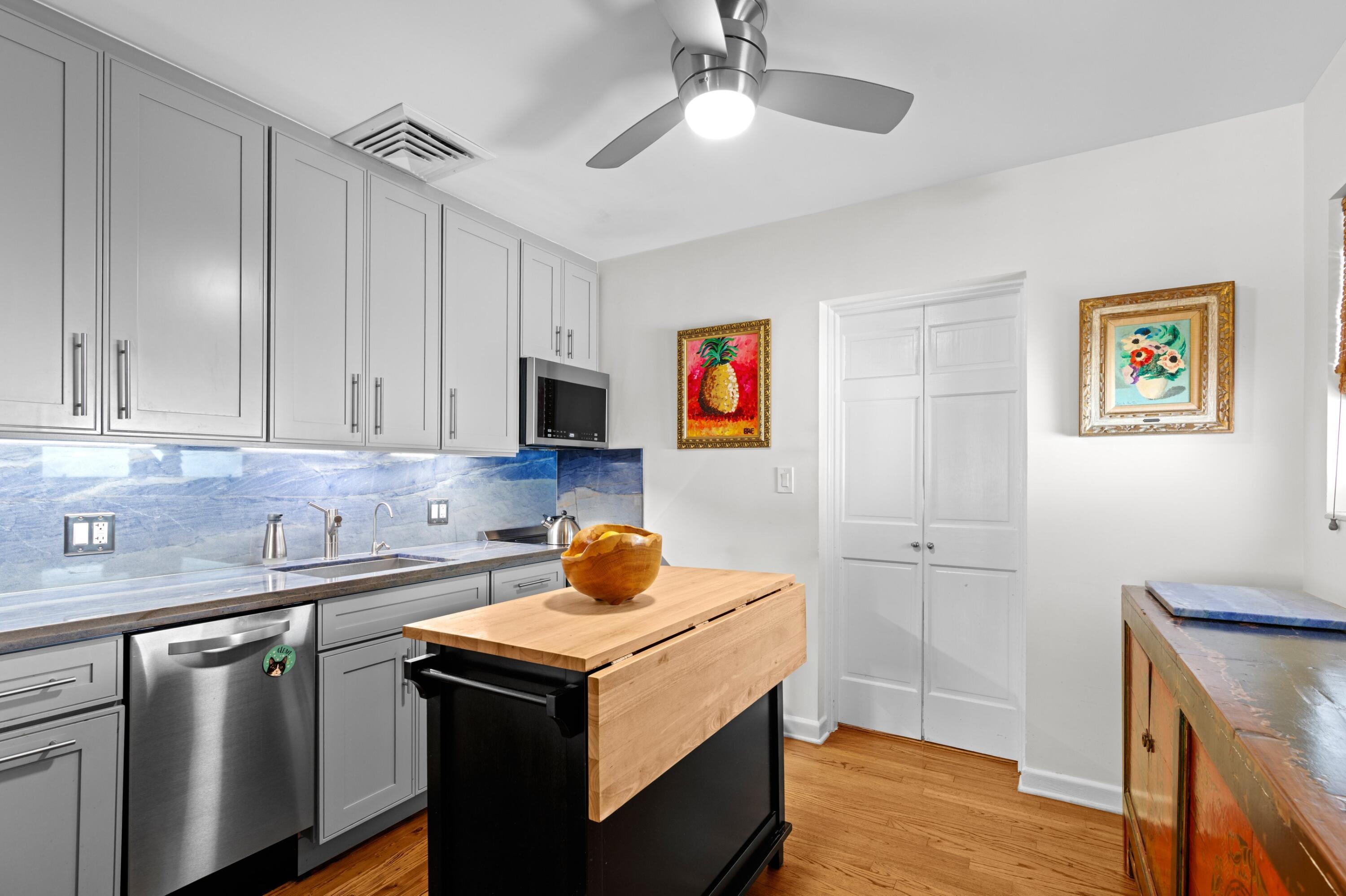 GALE LAKE WORTH 1 REAMNDED - Residential