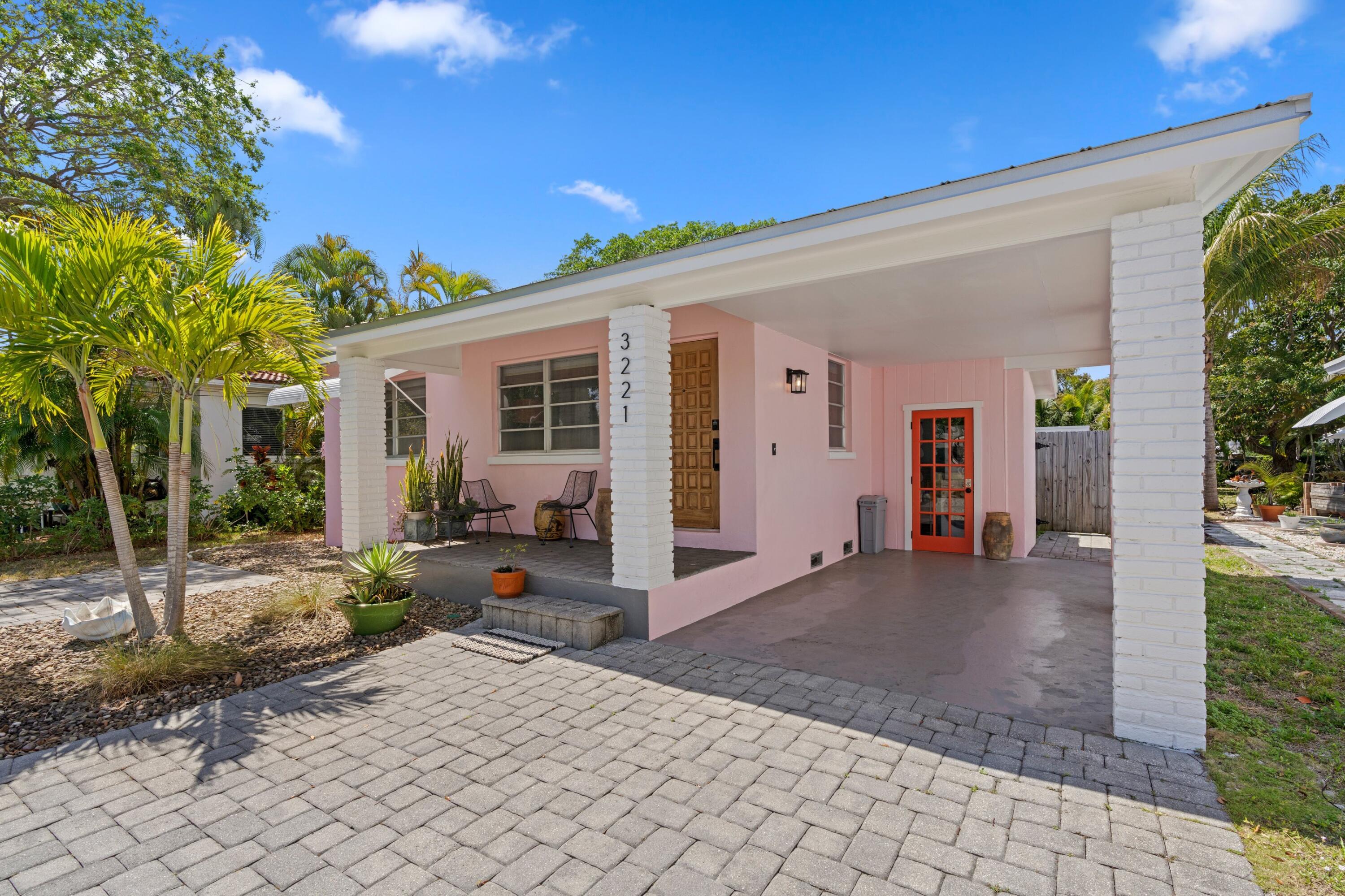 GALE LAKE WORTH 1 REAMNDED - Residential