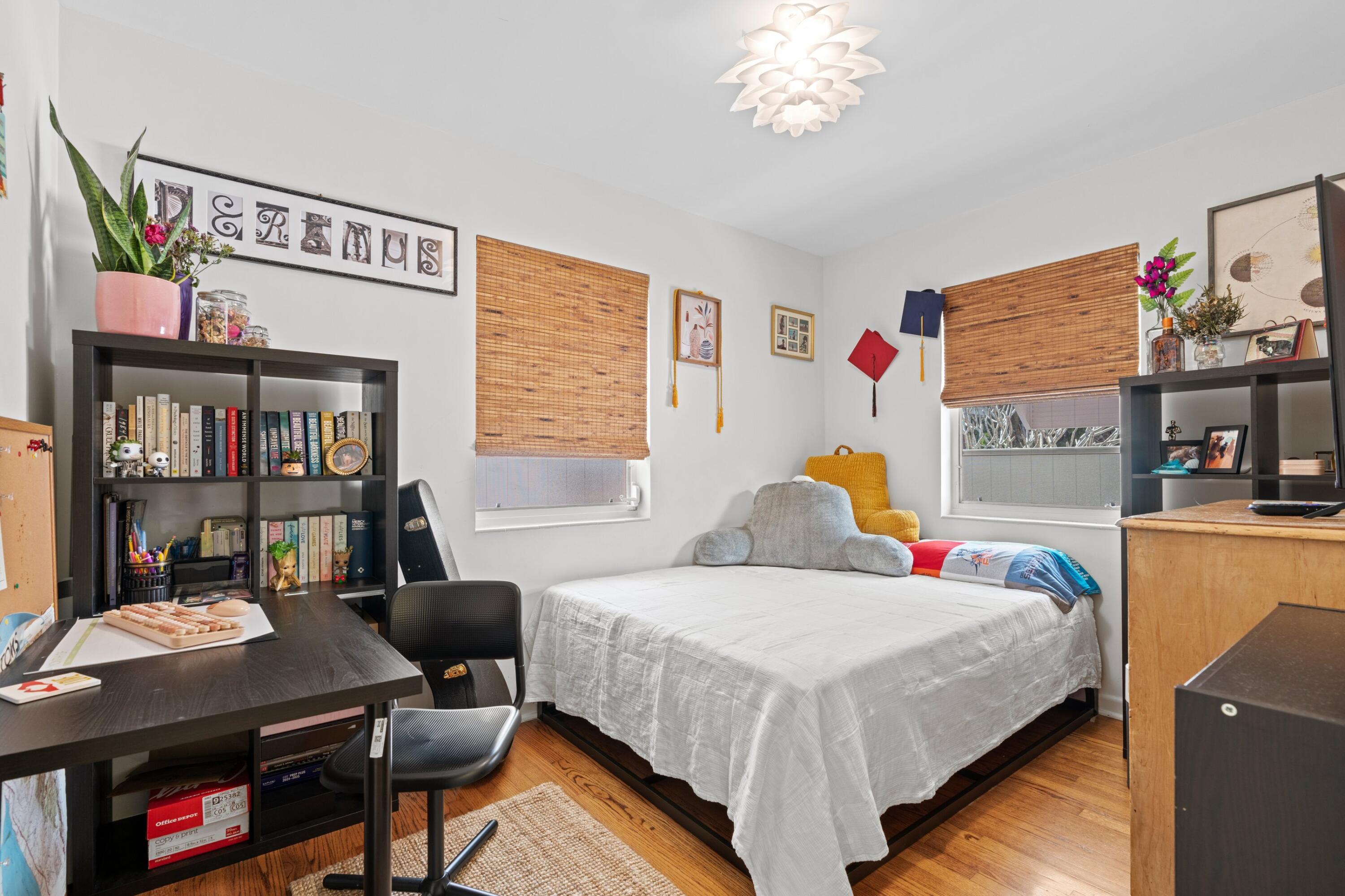 GALE LAKE WORTH 1 REAMNDED - Residential