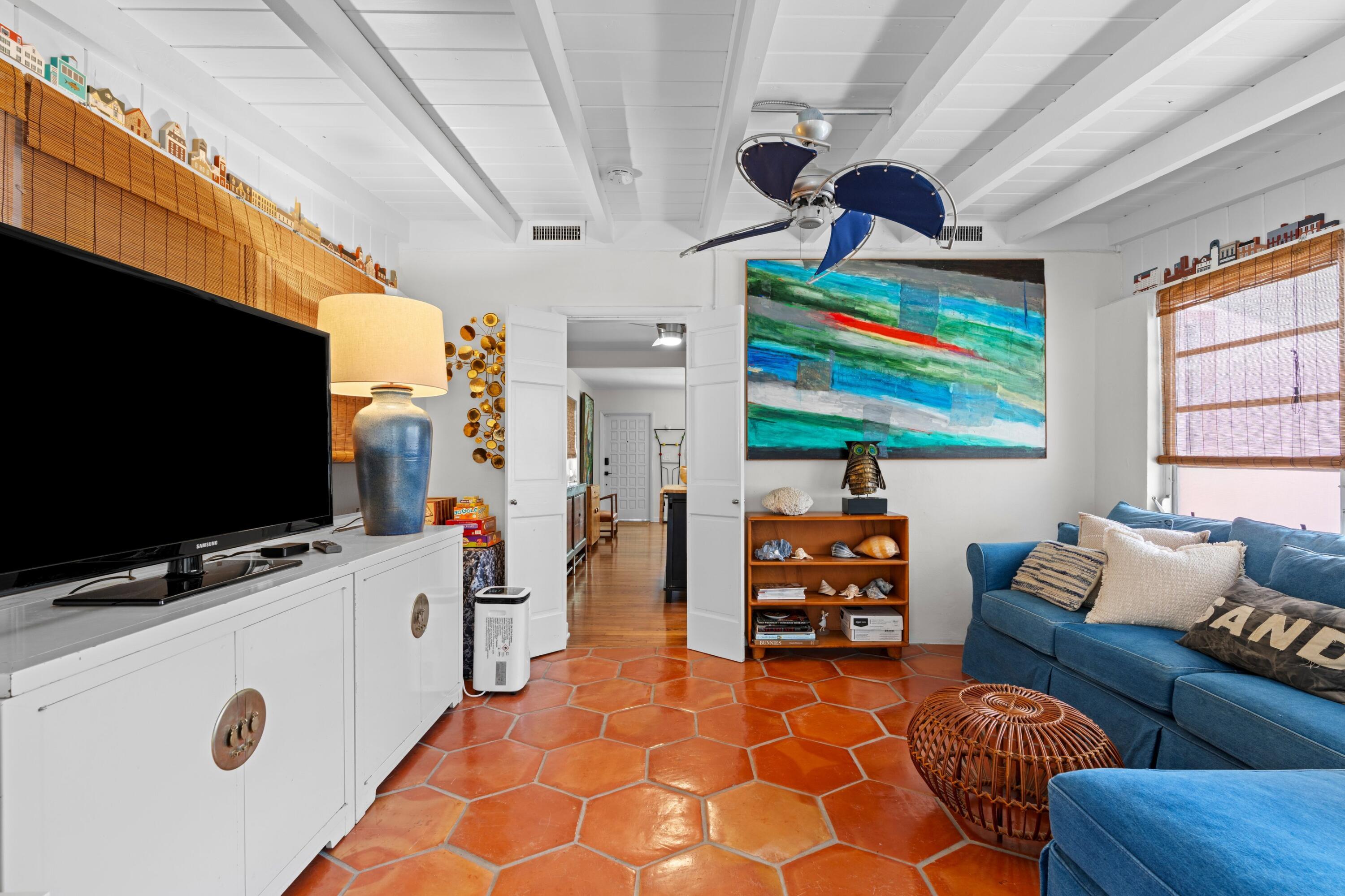 GALE LAKE WORTH 1 REAMNDED - Residential