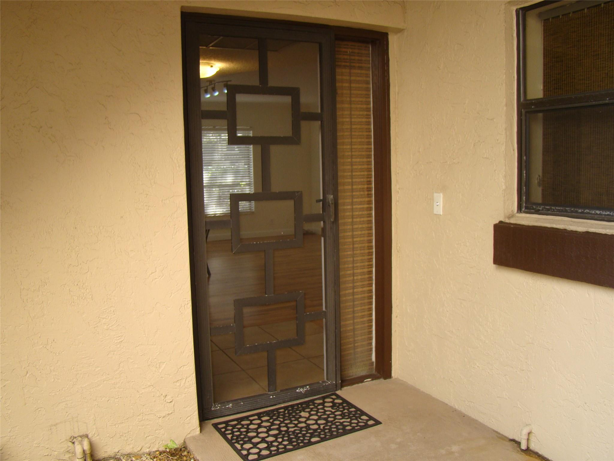 APPLEWOOD VILLAGE 1 - Residential