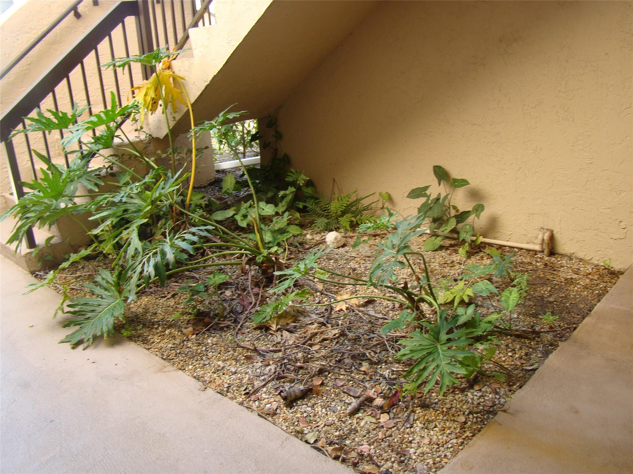 APPLEWOOD VILLAGE 1 - Residential