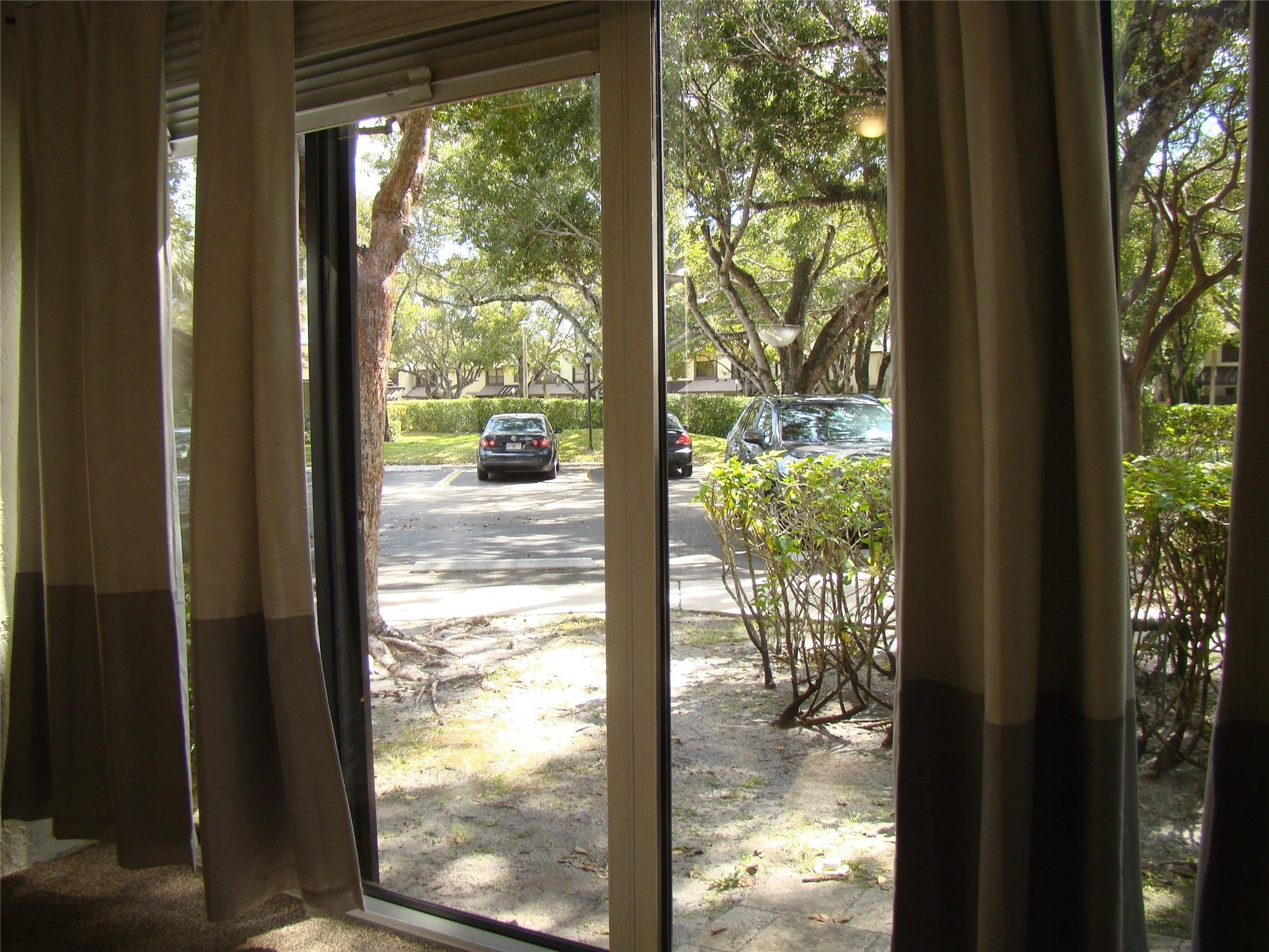 APPLEWOOD VILLAGE 1 - Residential