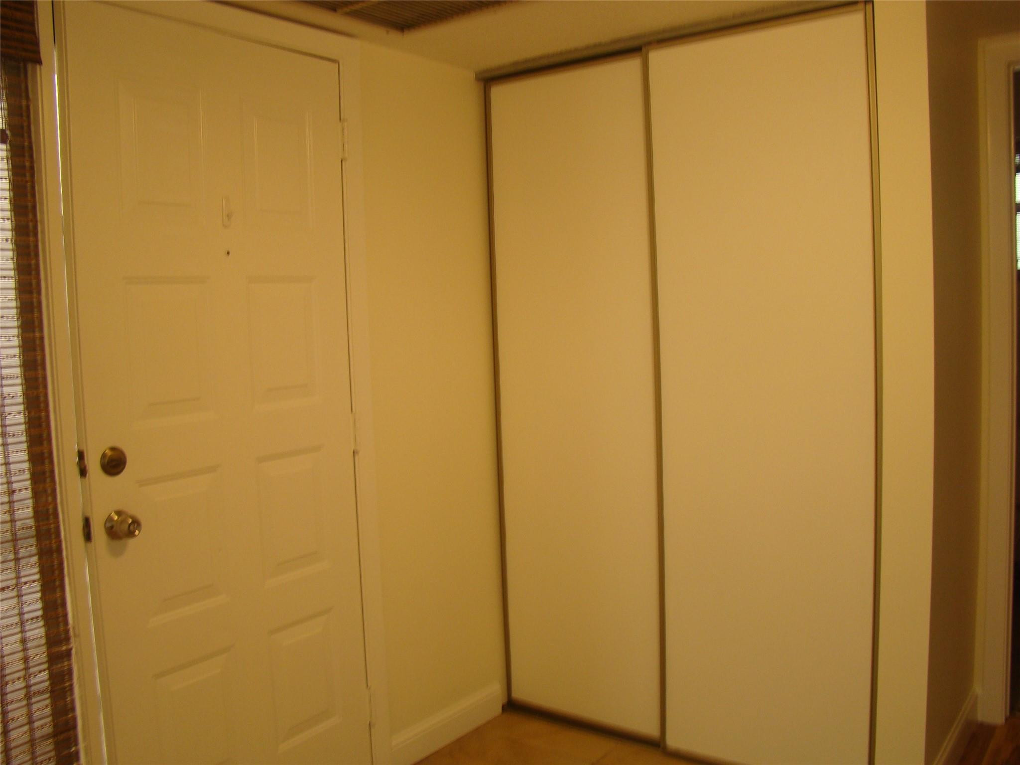 APPLEWOOD VILLAGE 1 - Residential