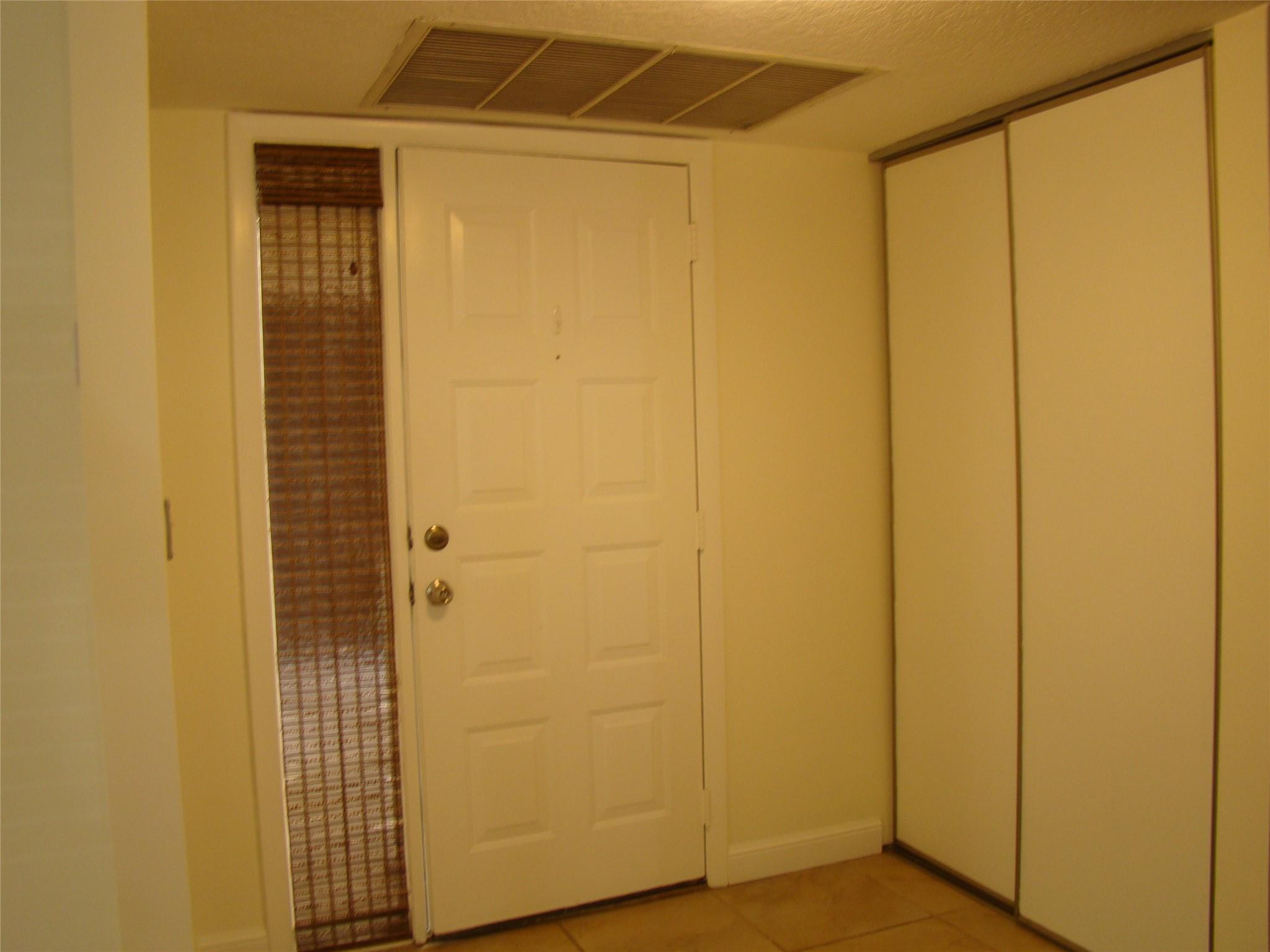 APPLEWOOD VILLAGE 1 - Residential