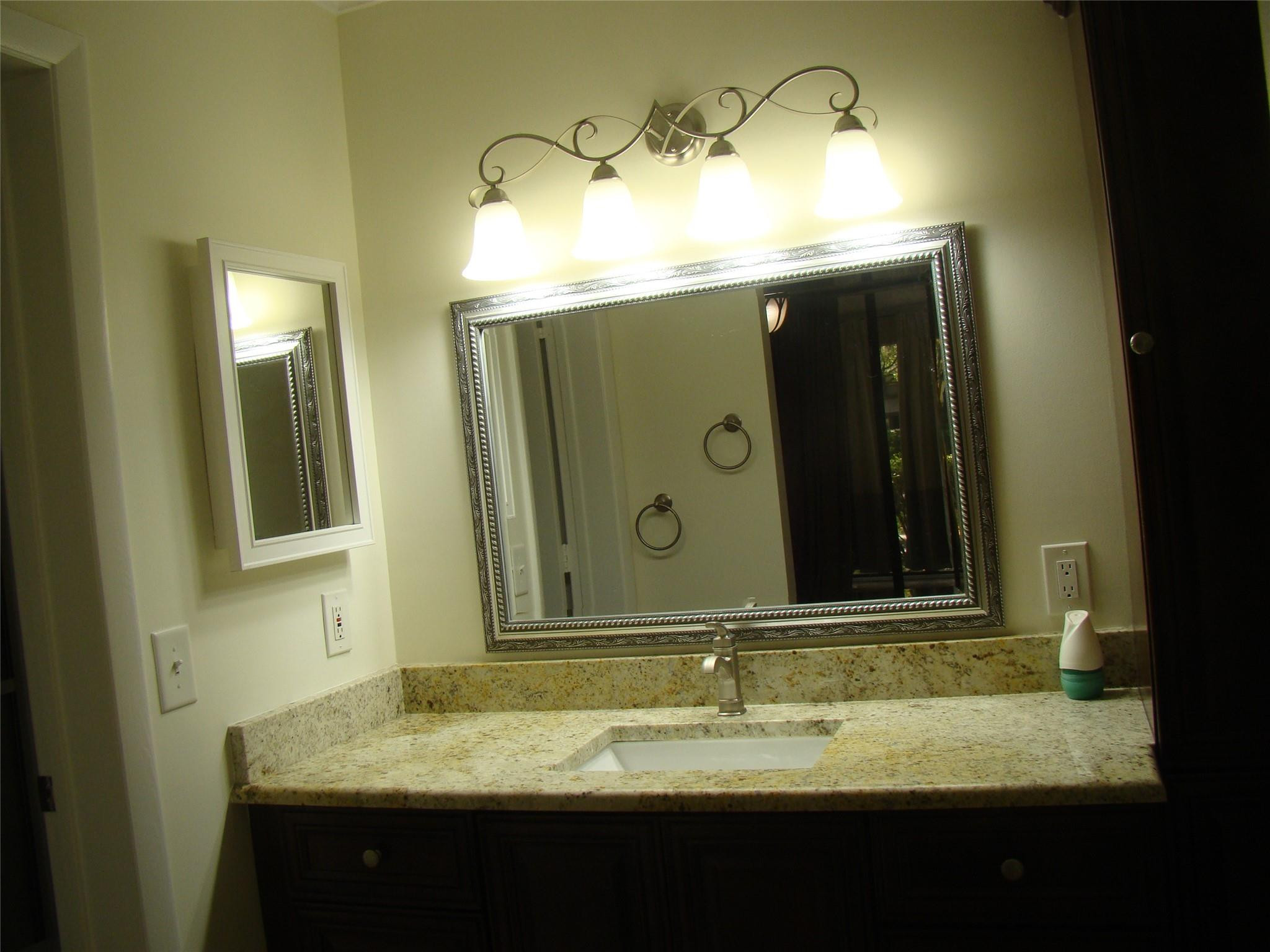 APPLEWOOD VILLAGE 1 - Residential