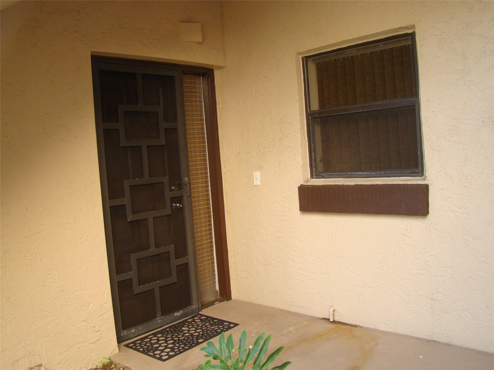 APPLEWOOD VILLAGE 1 - Residential