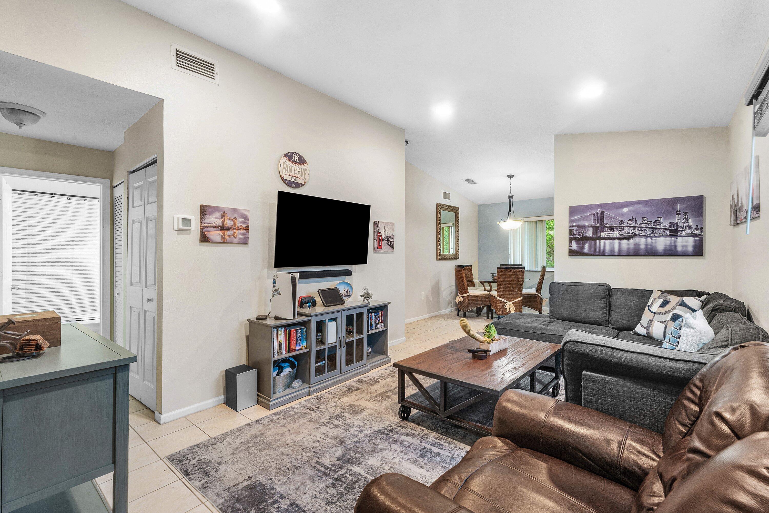 3504 Briar Bay Boulevard 206