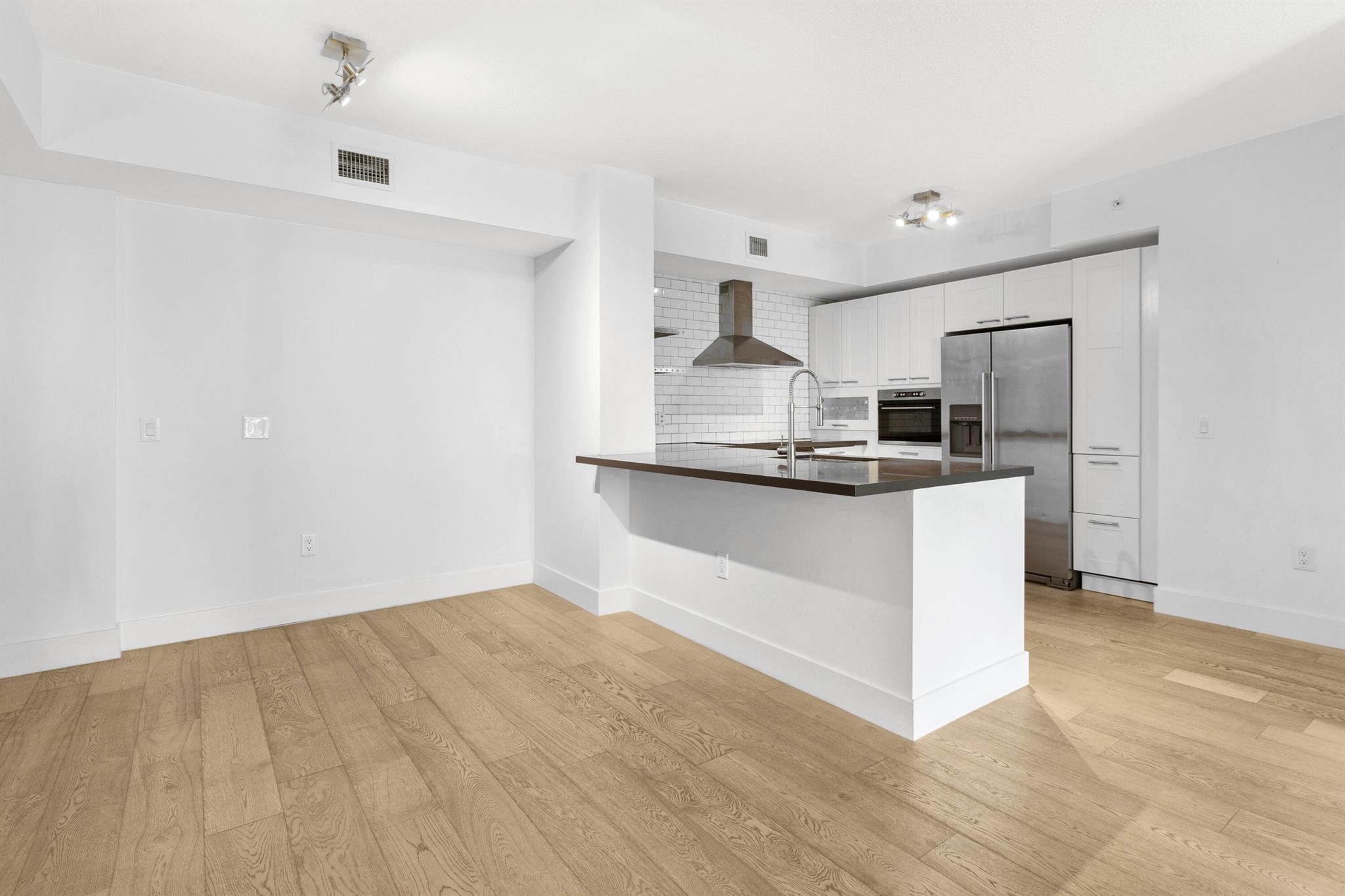 2421 NE 65th Street 209