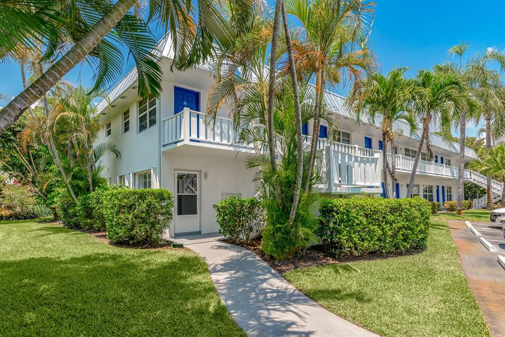 Photo of 2929 SE Ocean Boulevard Blvd #5, Stuart, FL 34996 (MLS # R10802170)