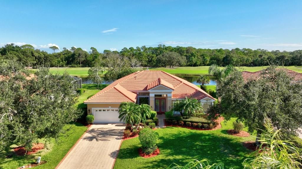 Photo of 3503 SE Charing Cross Lane, Port Saint Lucie, FL 34952 (MLS # F10474038)