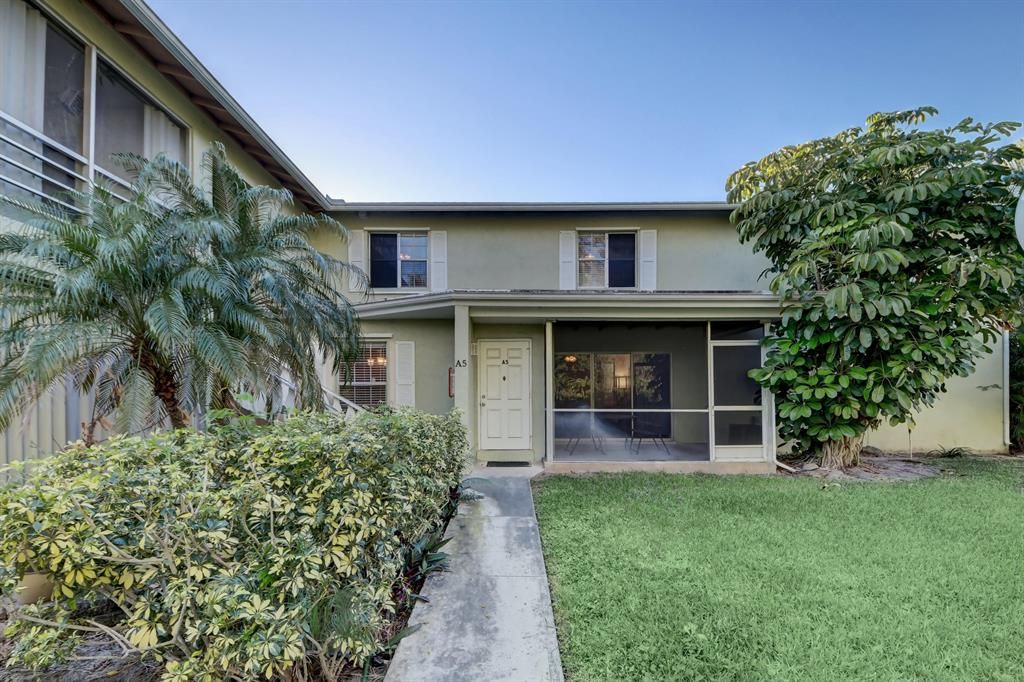 Photo of 12030 Alternate A1a A5 #A5, Palm Beach Gardens, FL 33410 (MLS # R10695686)