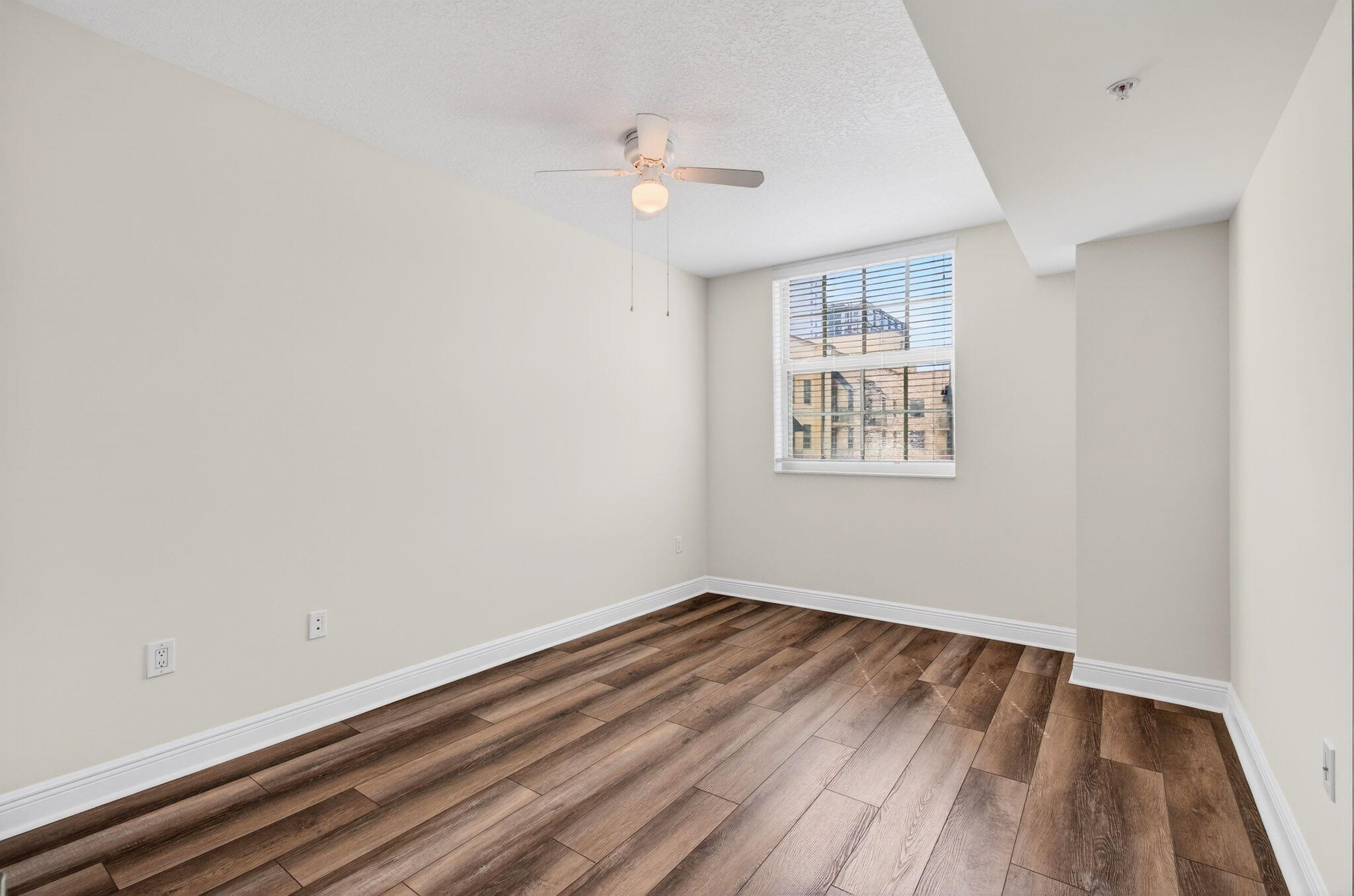 610 CLEMATIS CONDO - Residential