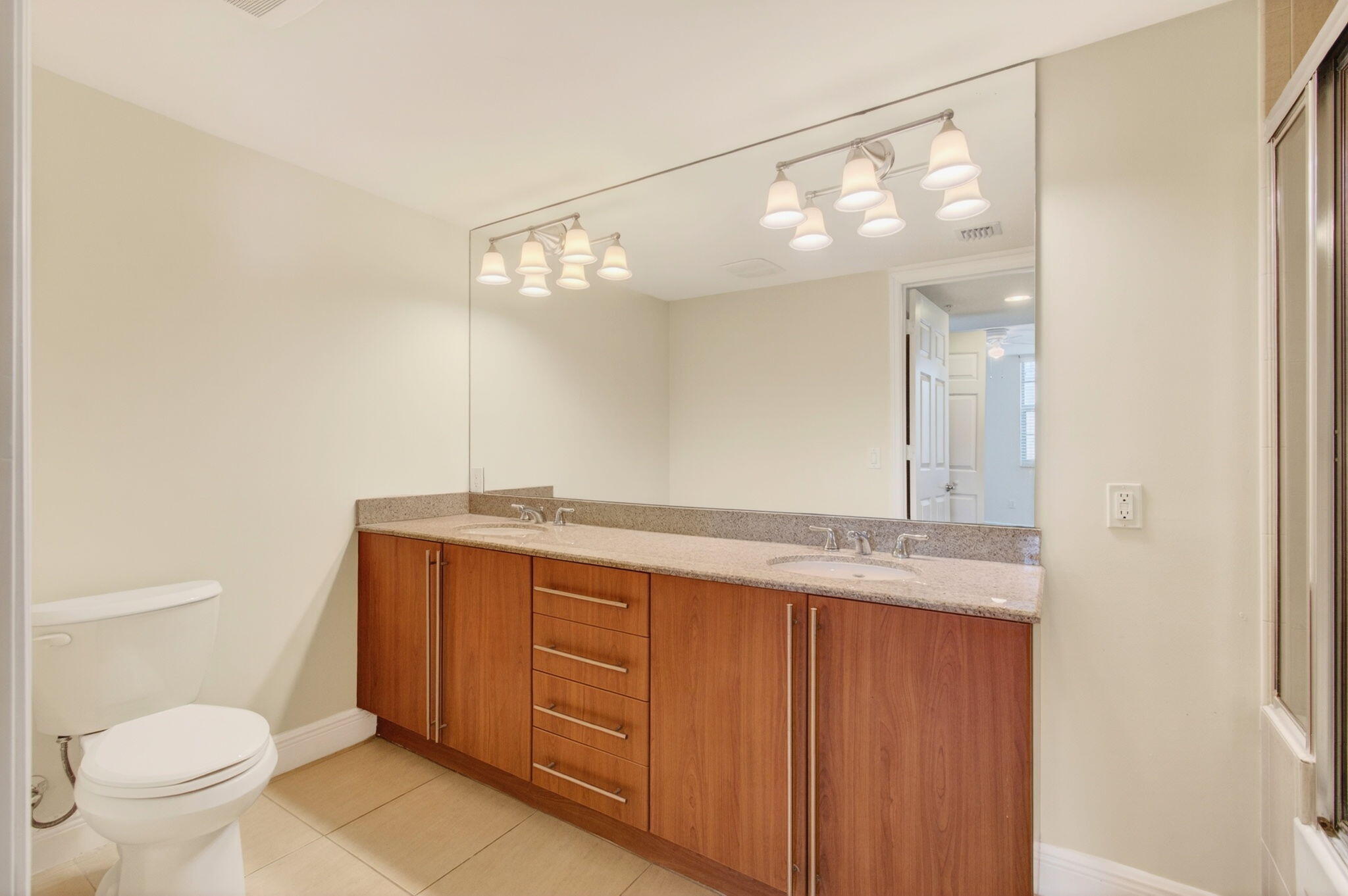 610 CLEMATIS CONDO - Residential