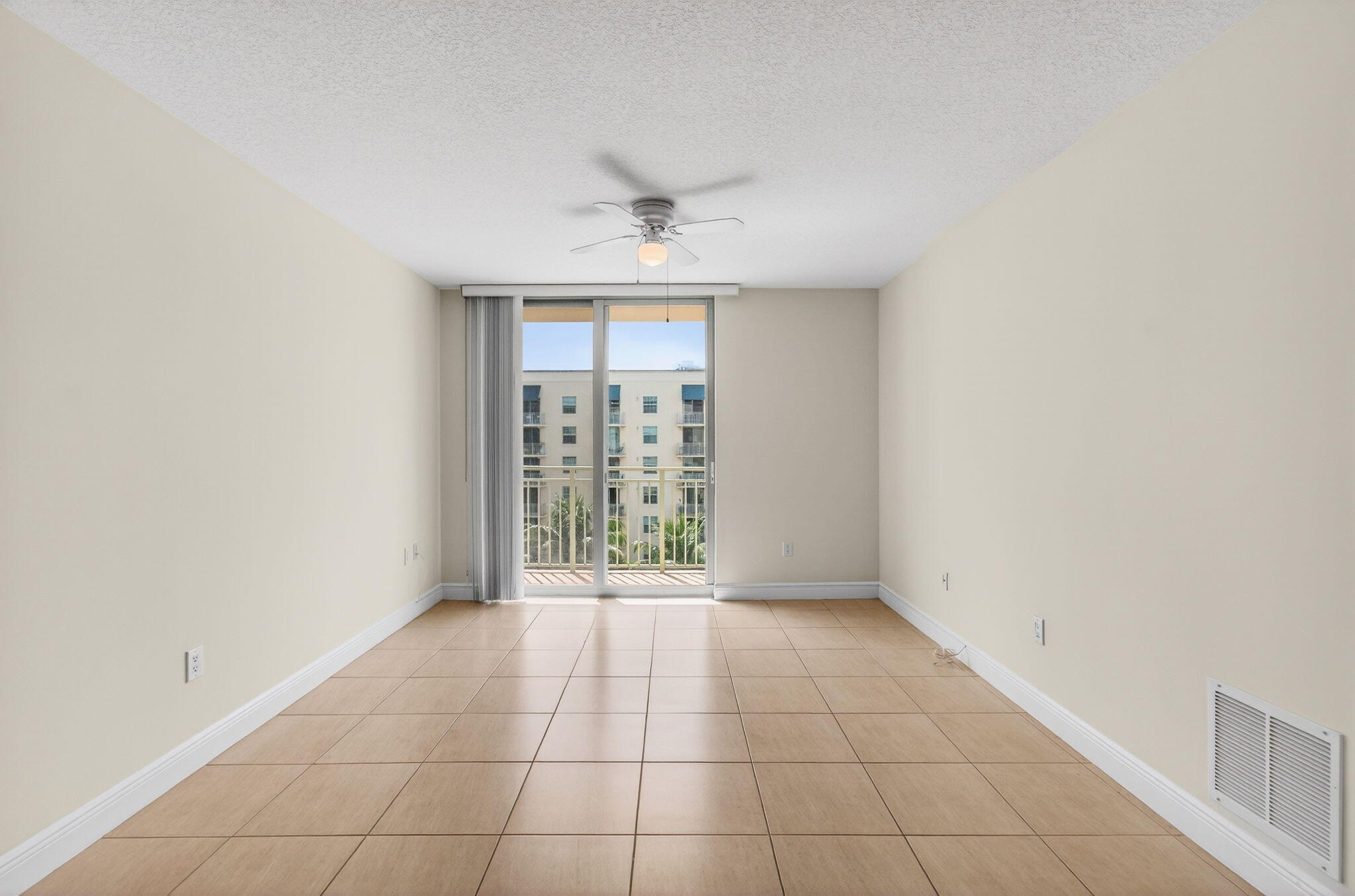 610 CLEMATIS CONDO - Residential