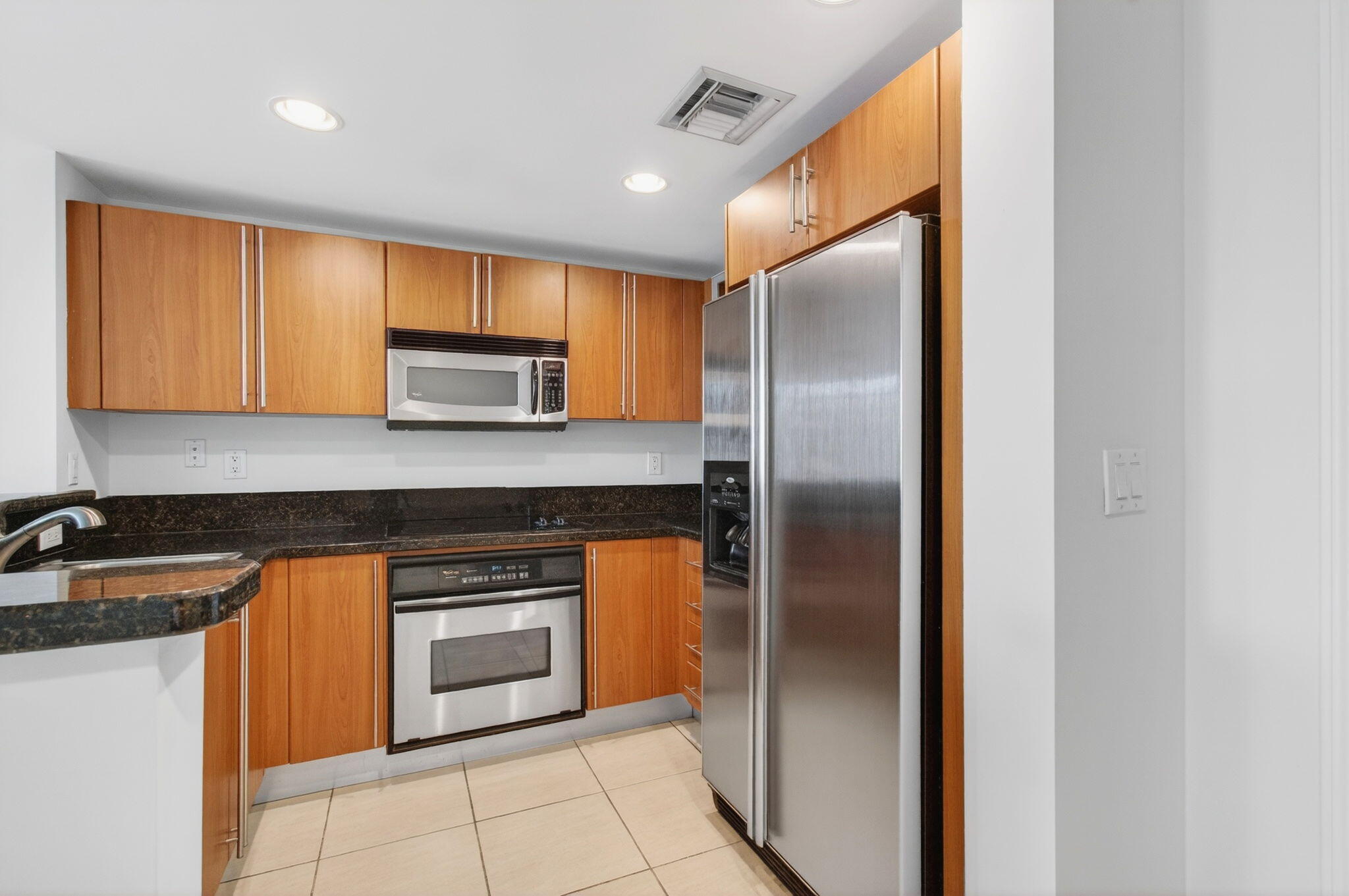 610 CLEMATIS CONDO - Residential