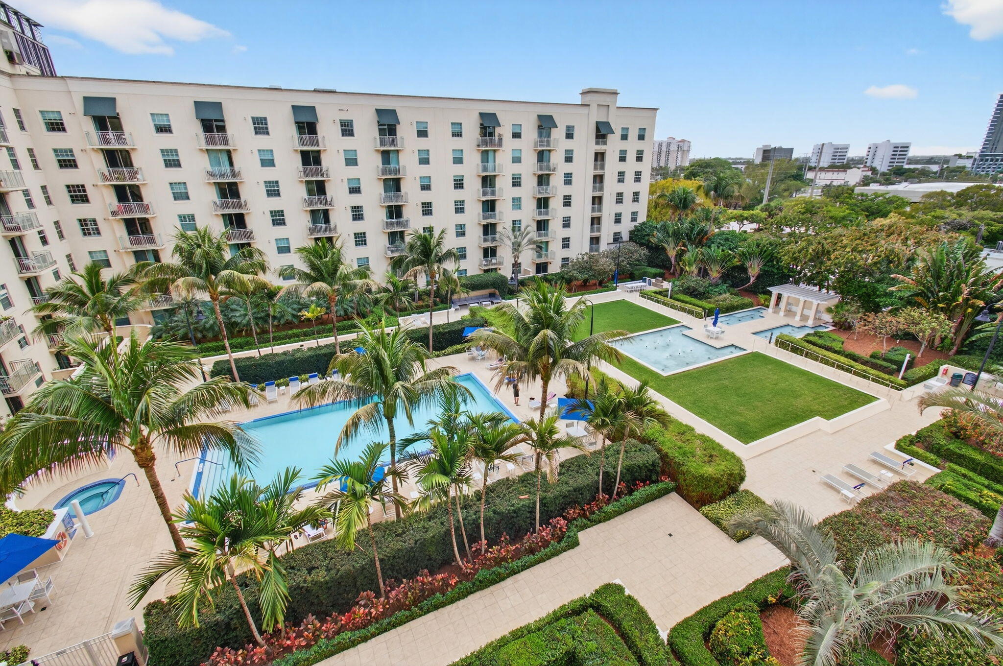 610 CLEMATIS CONDO - Residential