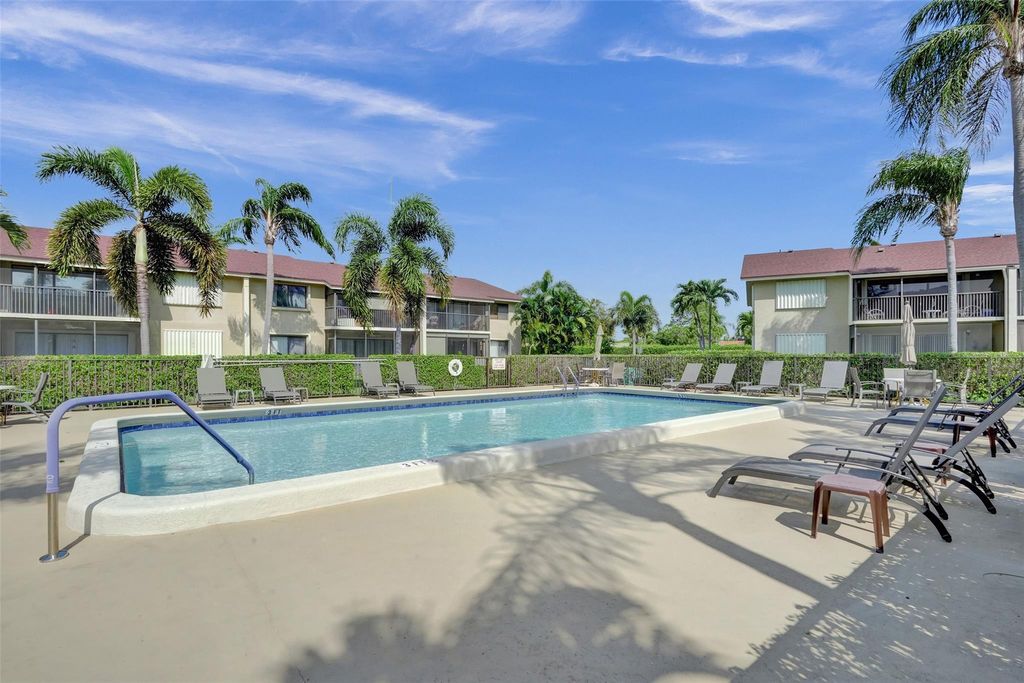 Photo of 180 SE 7th Street #208, Deerfield Beach, FL 33441 (MLS # F10497148)