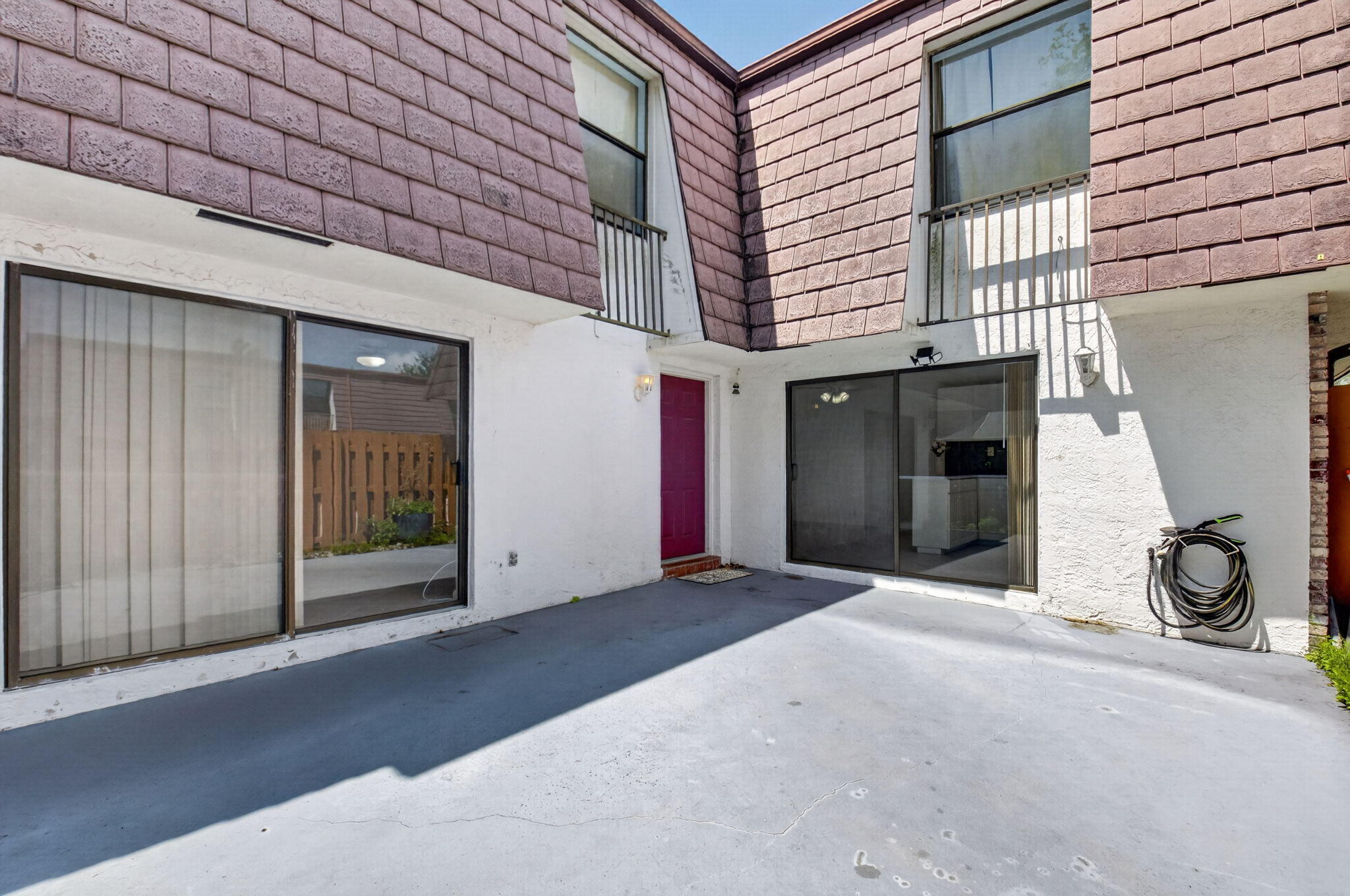 COURTYARDS AT BOCA - Residential