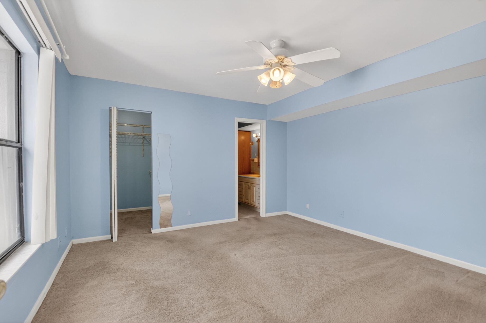 COURTYARDS AT BOCA - Residential