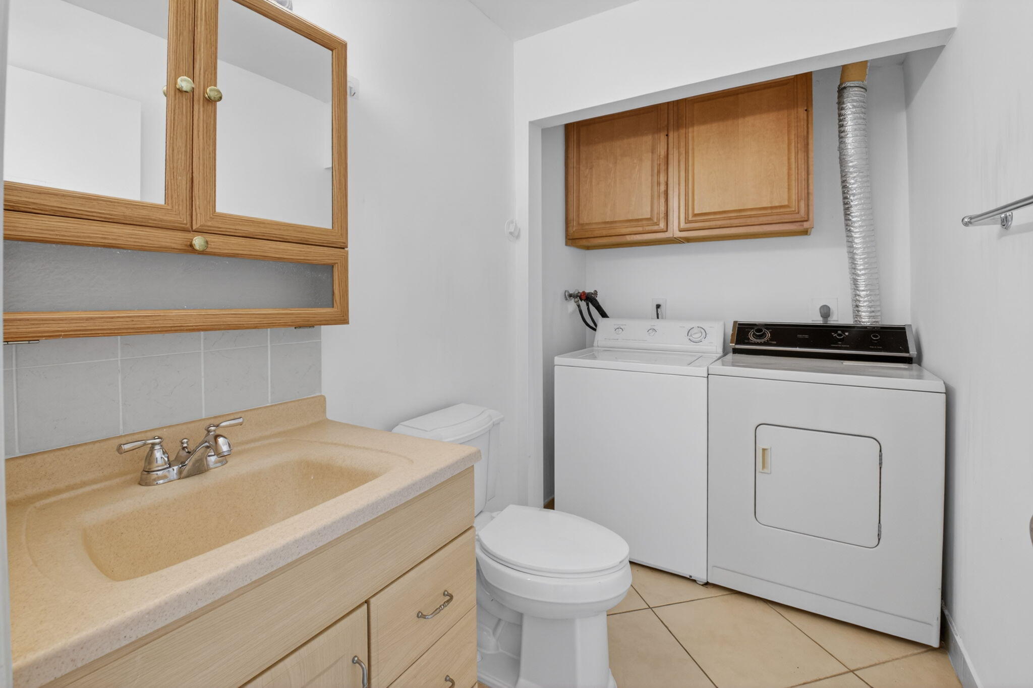 COURTYARDS AT BOCA - Residential