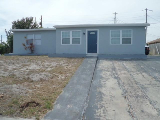 Photo of 3275 ORANGE Street, Boynton Beach, FL 33435 (MLS # B26081273)