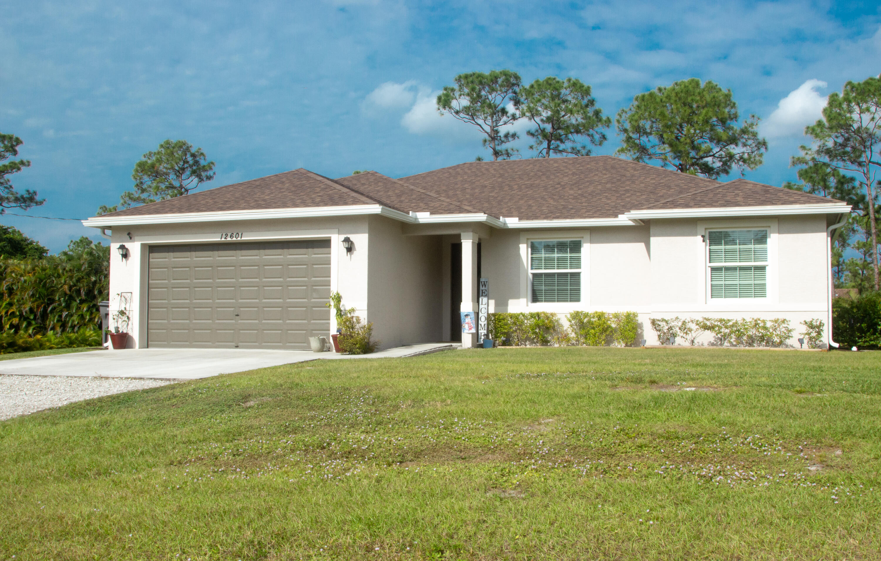 12601 57th Road N
