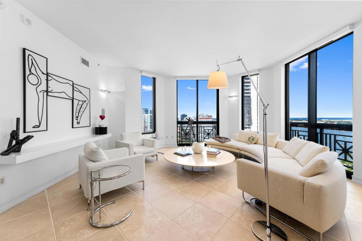 701 S Olive Avenue 1419