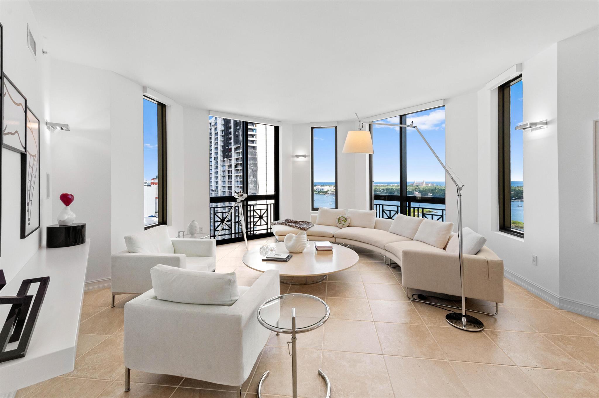 701 S Olive Avenue 1419