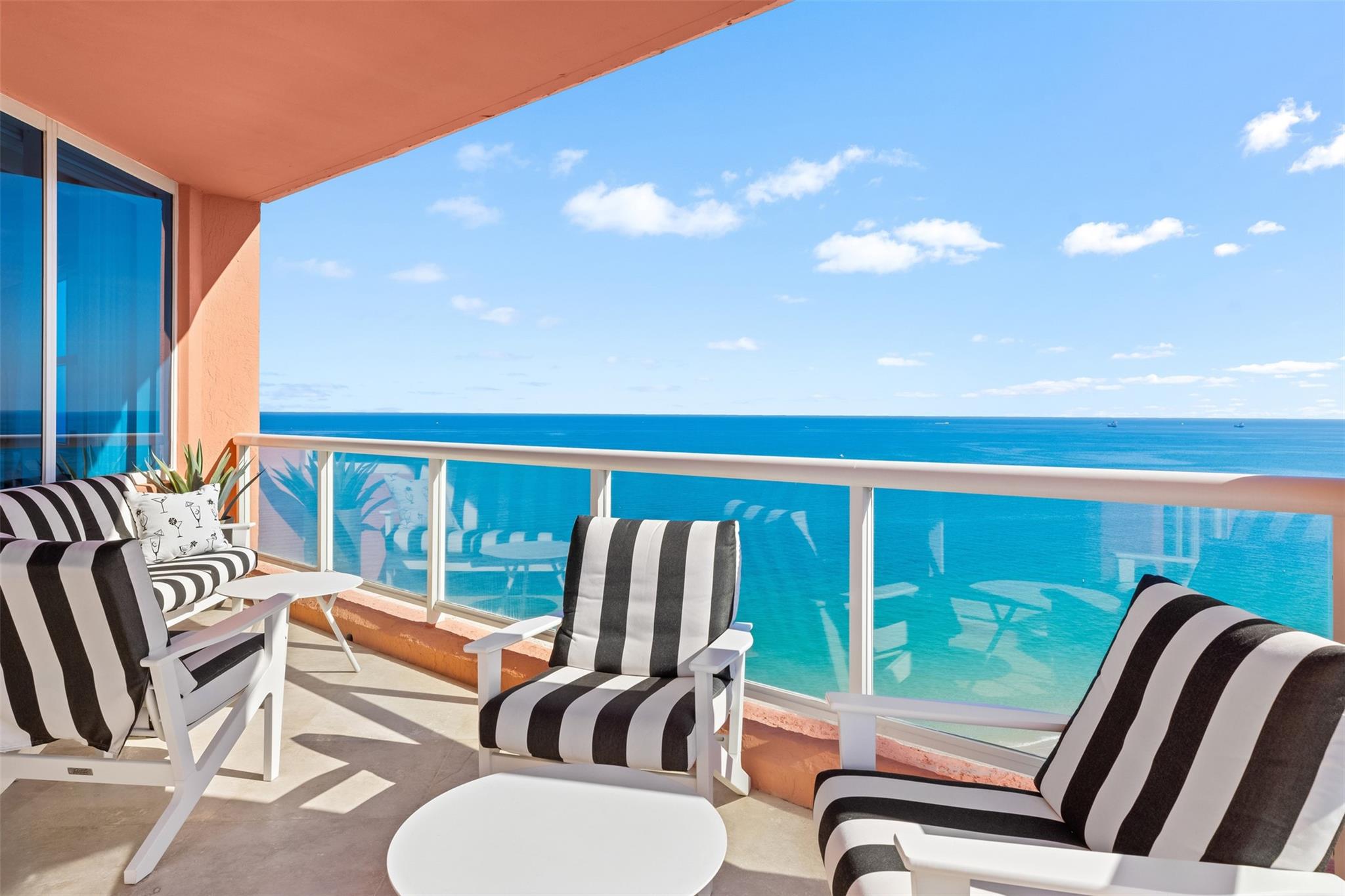 2110 N Ocean Blvd 21E