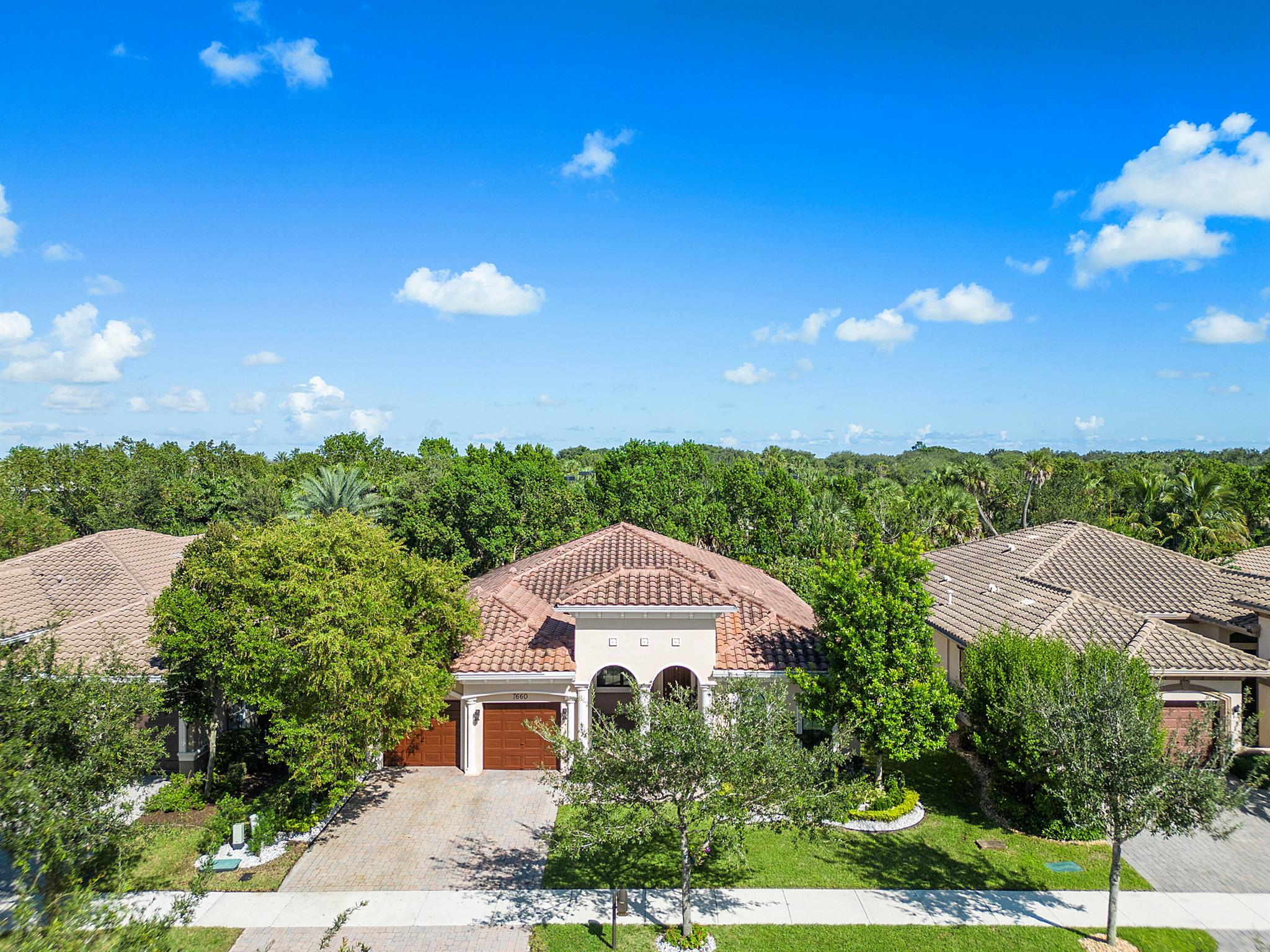 PARKLAND GOLF & COUNTRY CLUB - Residential