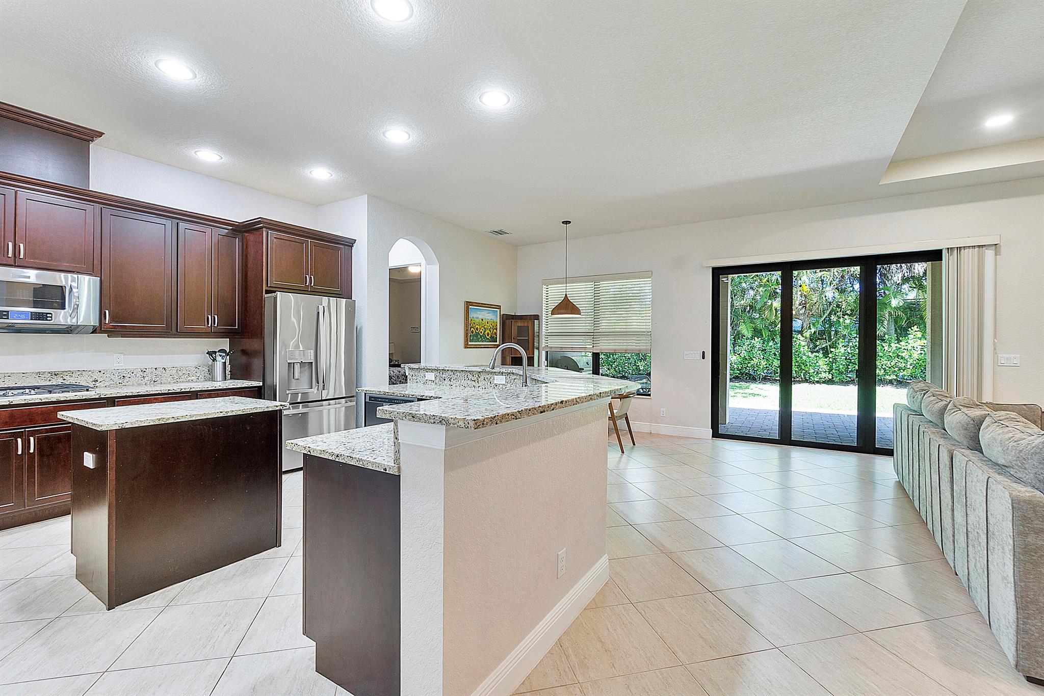 PARKLAND GOLF & COUNTRY CLUB - Residential