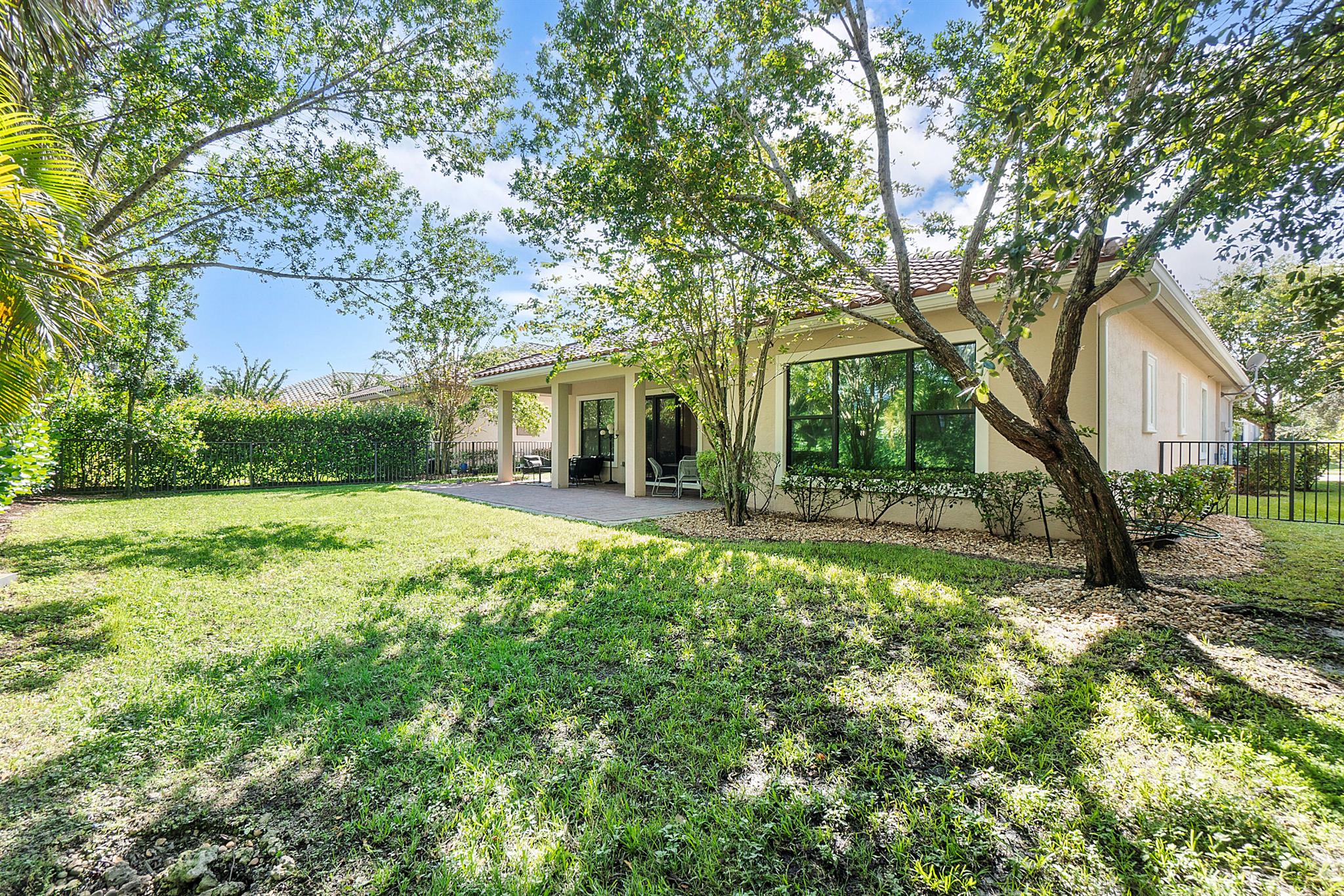 PARKLAND GOLF & COUNTRY CLUB - Residential