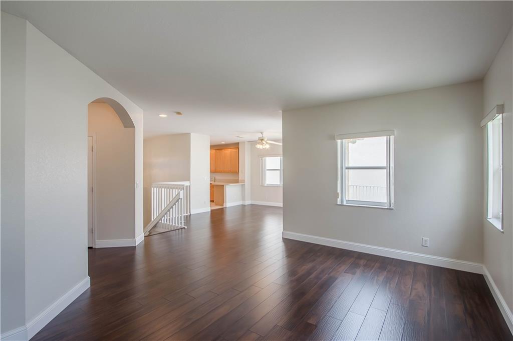 Vizcaya-Lakeview West - Residential