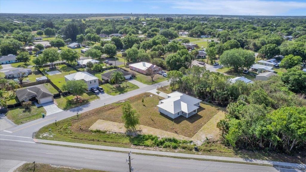 Photo of 3393 NW 38th Avenue, Okeechobee, FL 34972 (MLS # B26010570)