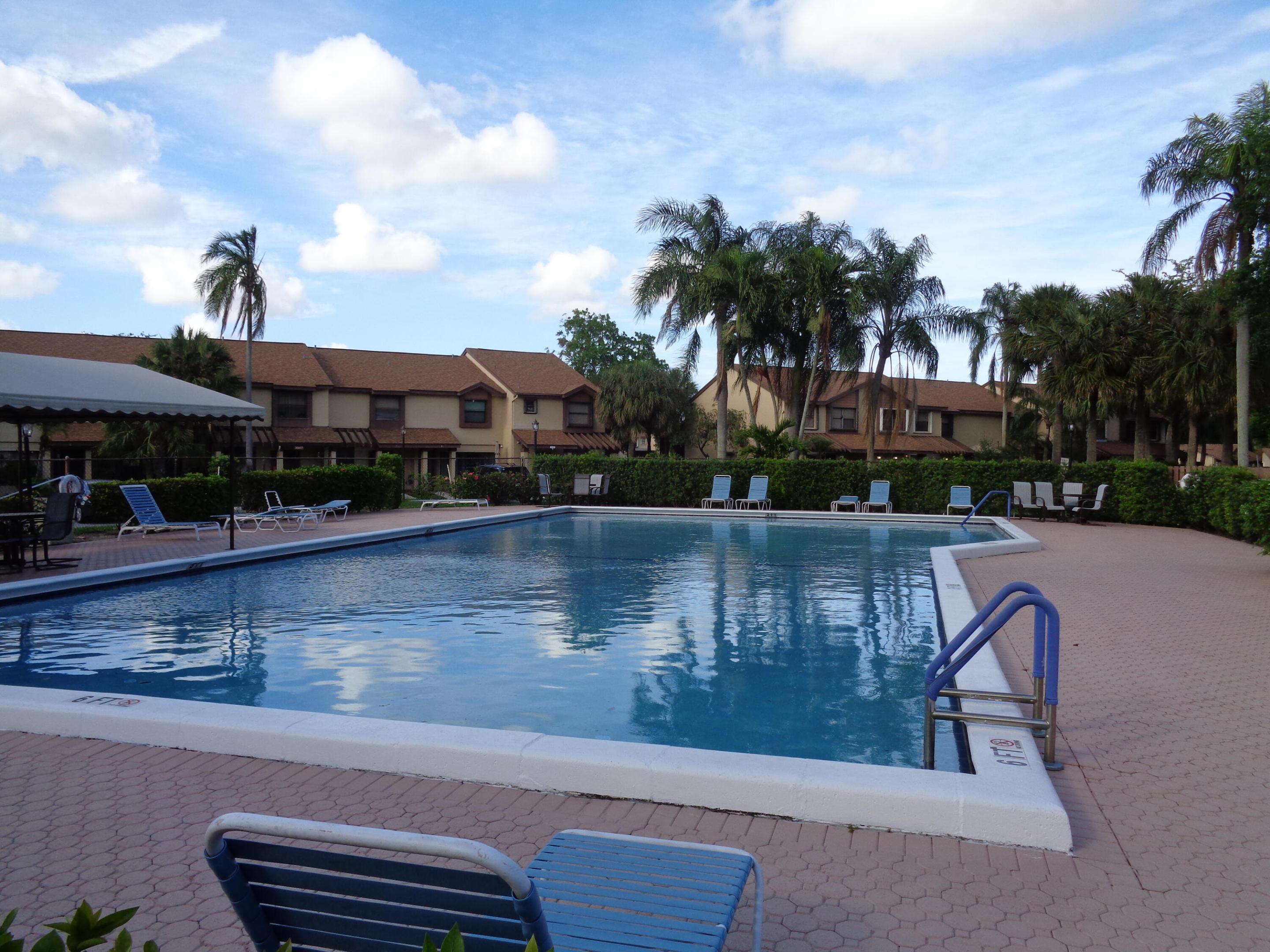 KARANDA VILLAGE III-A CONDO - Residential