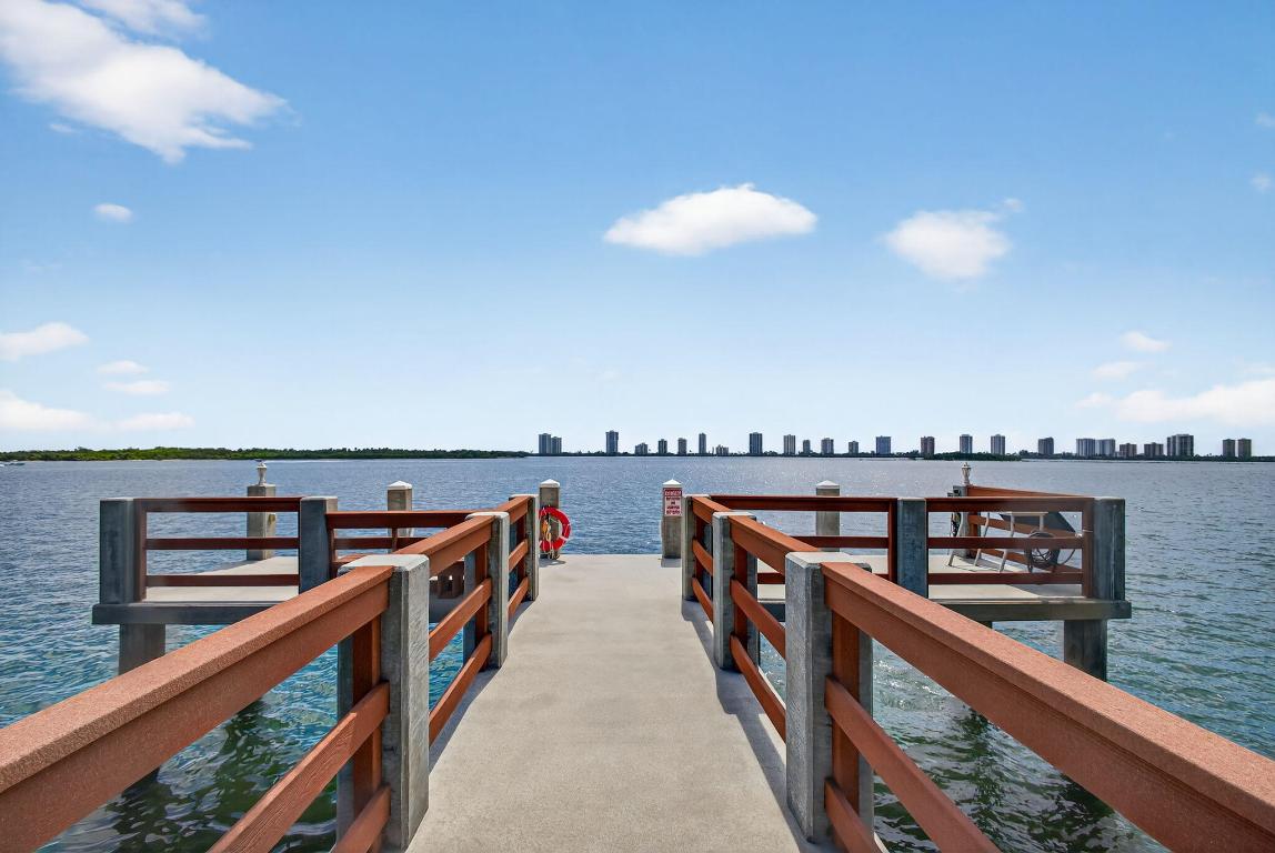 PARADISE HARBOUR CONDO - Residential