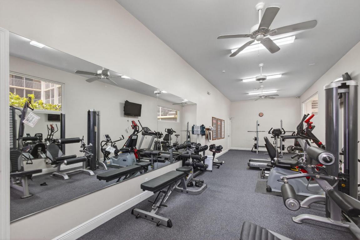 PARADISE HARBOUR CONDO - Residential