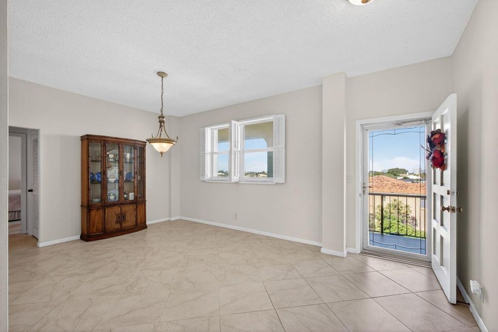 Photo of 105 Paradise Harbour Boulevard #506, North Palm Beach, FL 33408 (MLS # R11155483)
