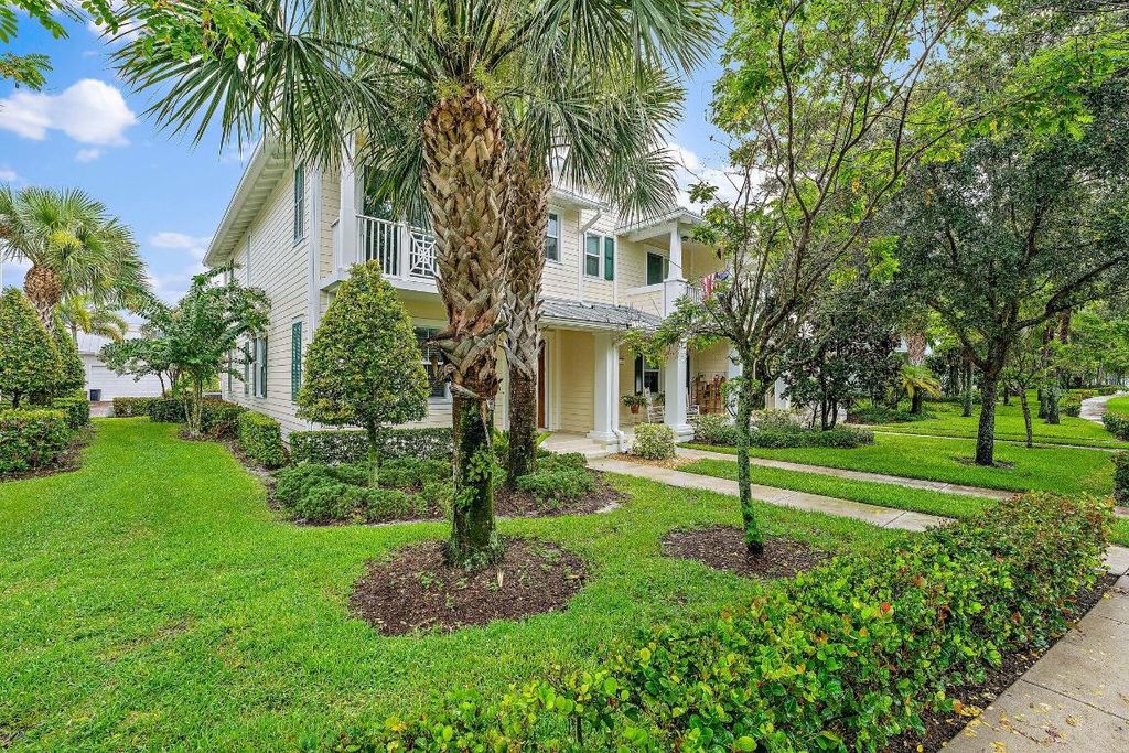 Photo of 1176 Dakota Drive, Jupiter, FL 33458 (MLS # R10974728)