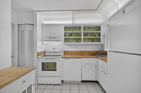 Tiny photo for 4501 NE 21st Avenue #208, Fort Lauderdale, FL 33308 (MLS # B26045389)