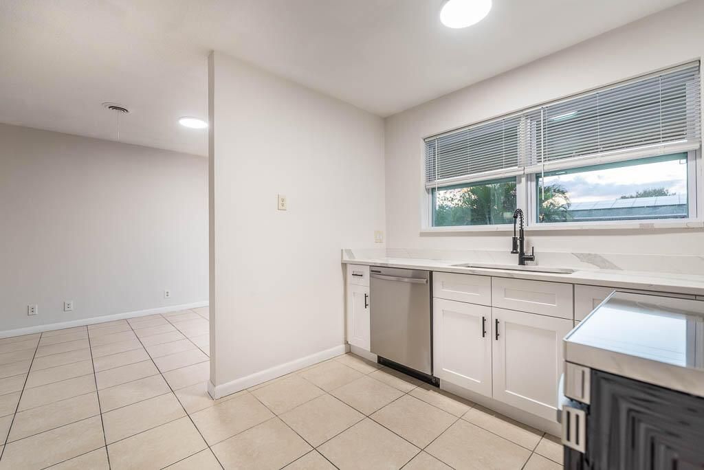 Photo of 1302 S Congress Avenue, Delray Beach, FL 33445 (MLS # R11057619)